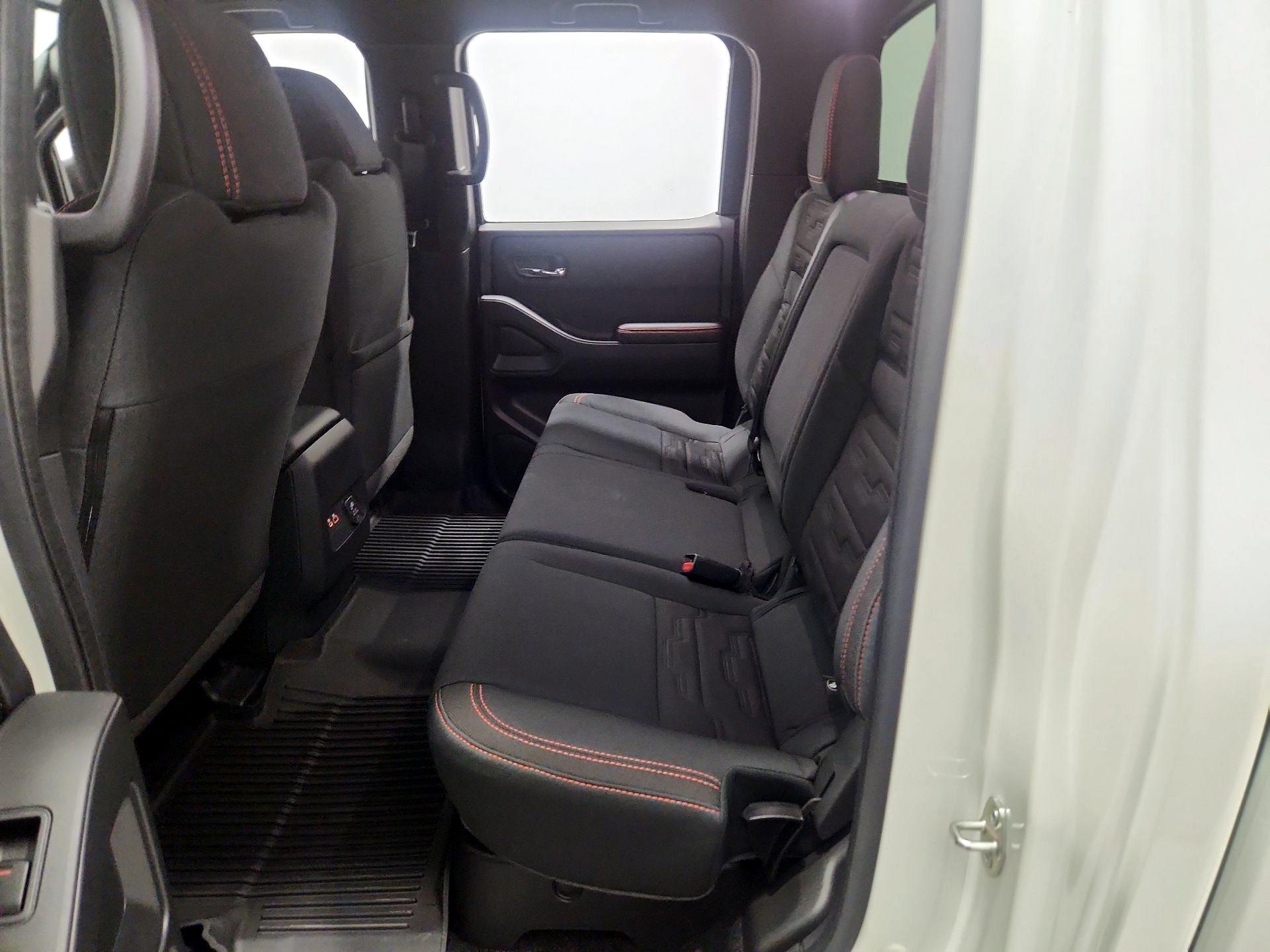 Thumbnail: 2025 Nissan Frontier - 19