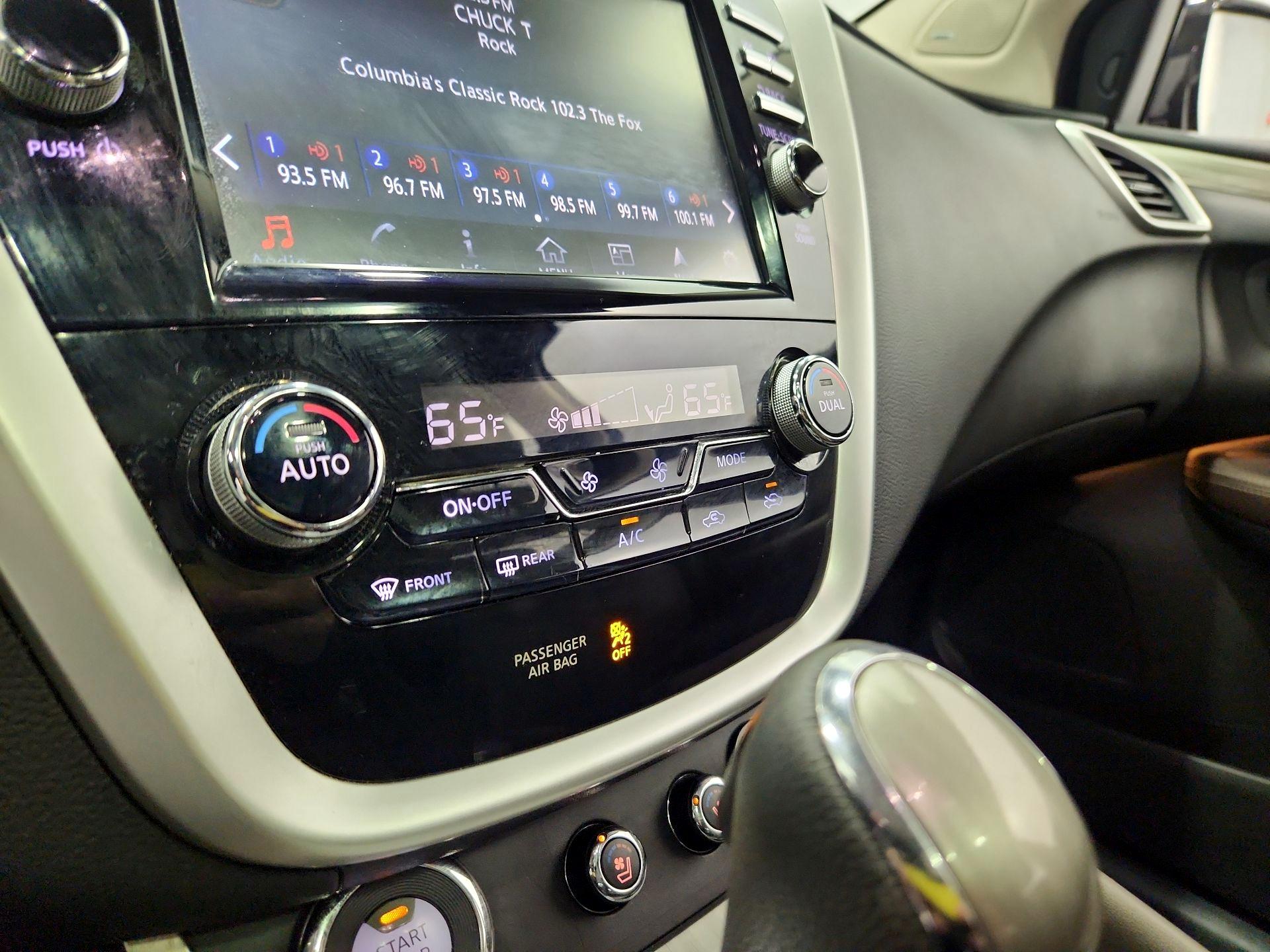 Thumbnail: 2016 Nissan Murano - 17