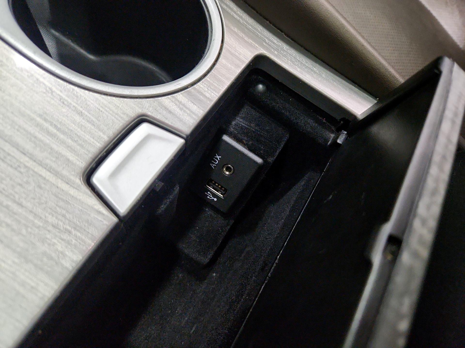 Thumbnail: 2016 Nissan Murano - 19