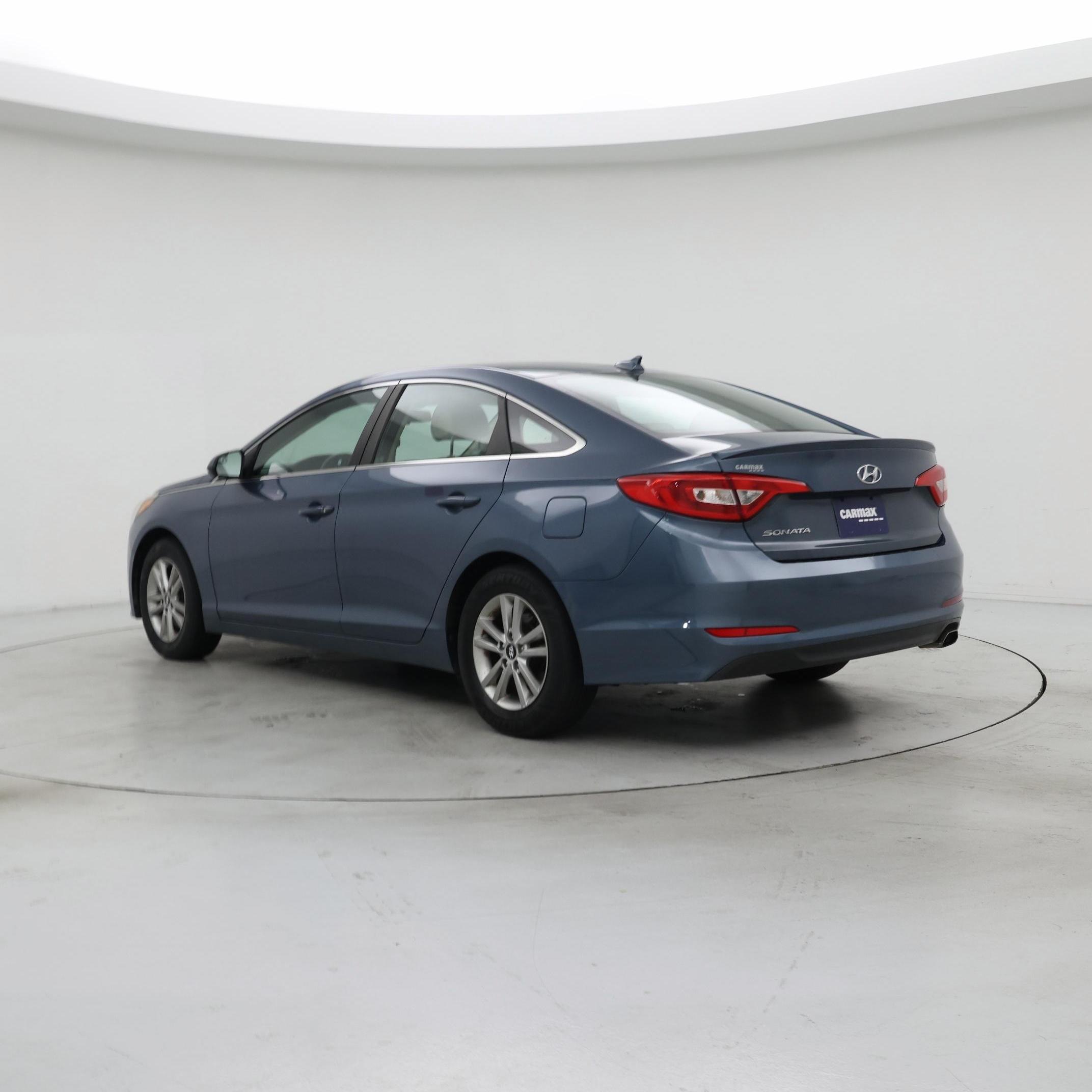 Thumbnail: 2017 Hyundai Sonata - 2