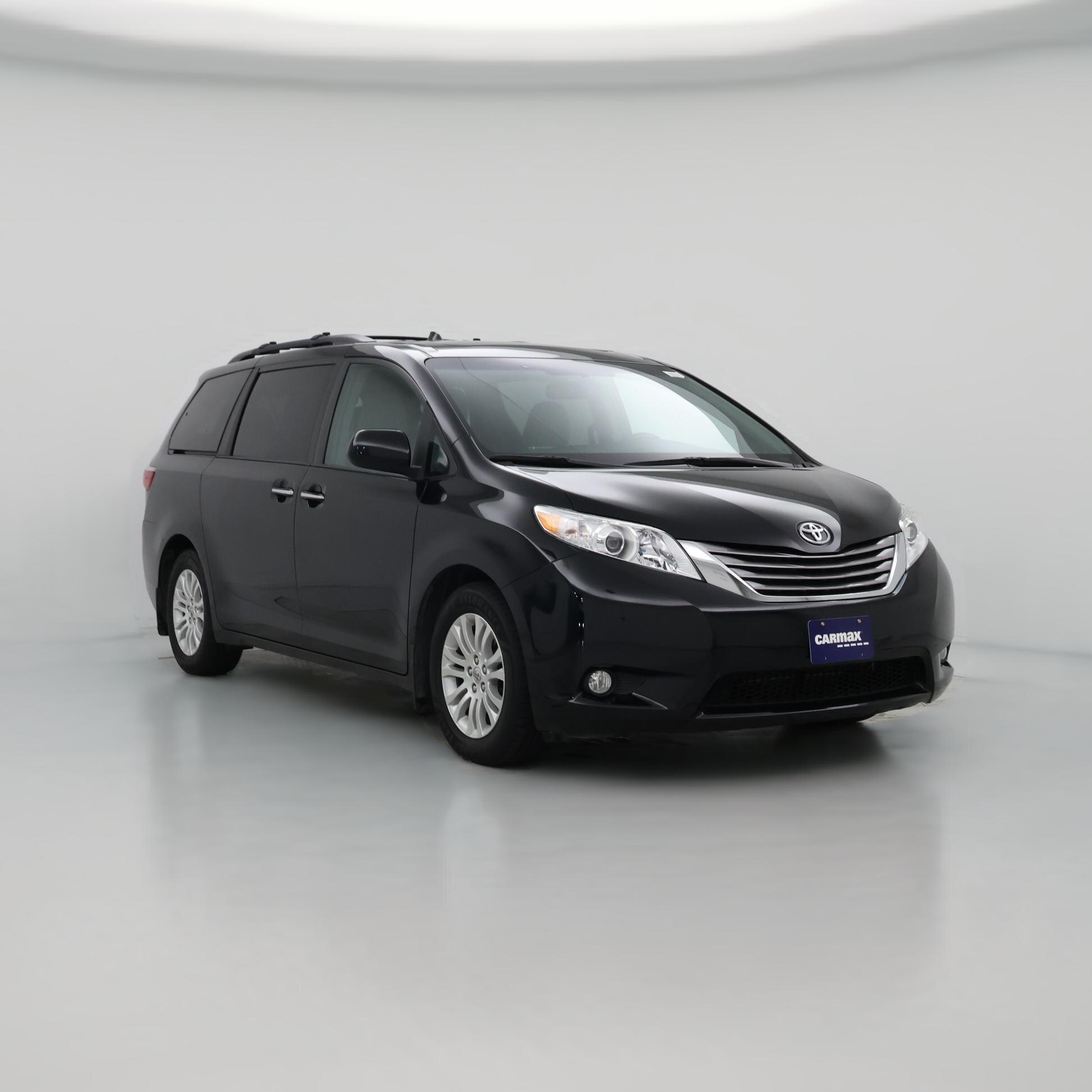 Thumbnail: 2016 Toyota Sienna - 1