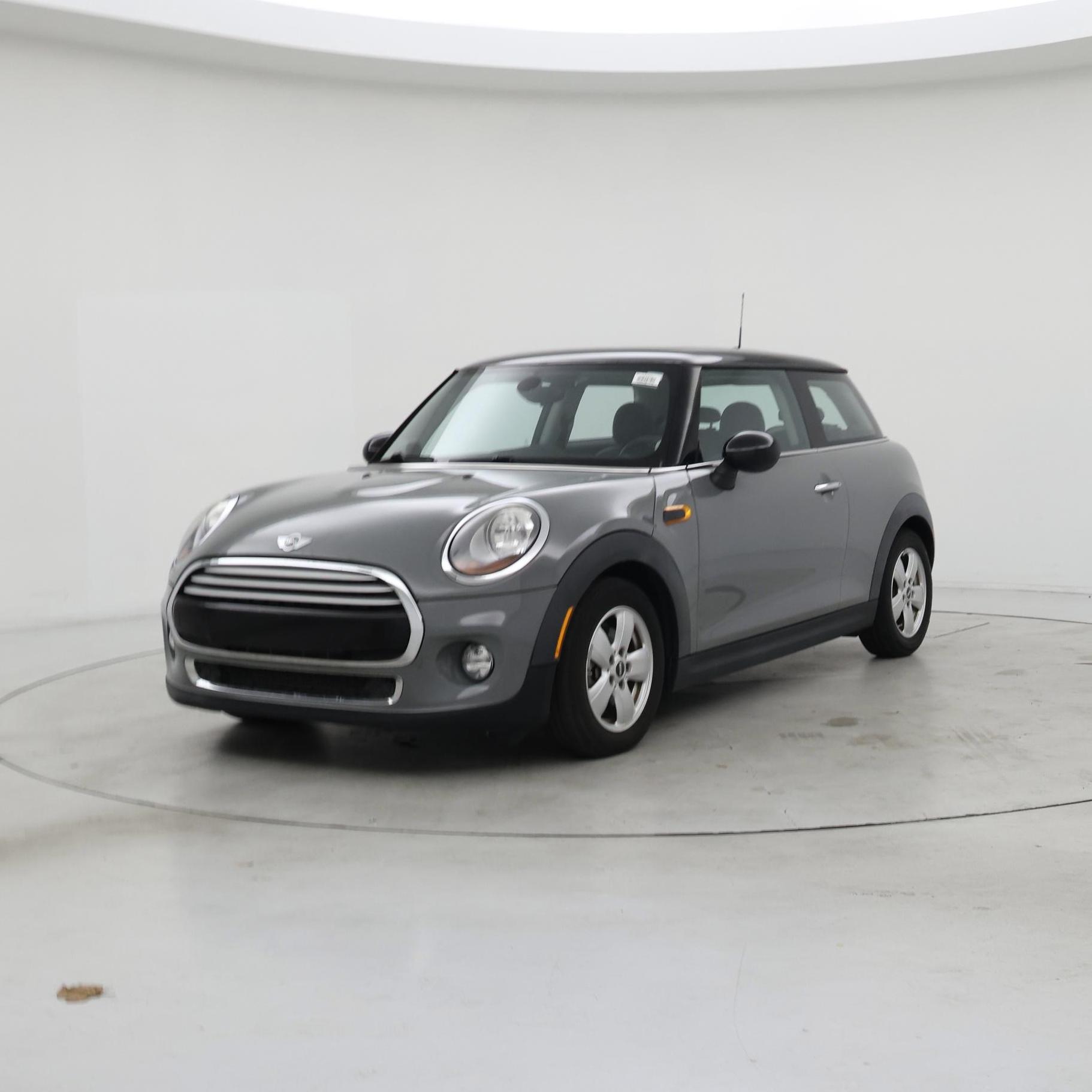 Thumbnail: 2015 MINI Cooper Hardtop - 4