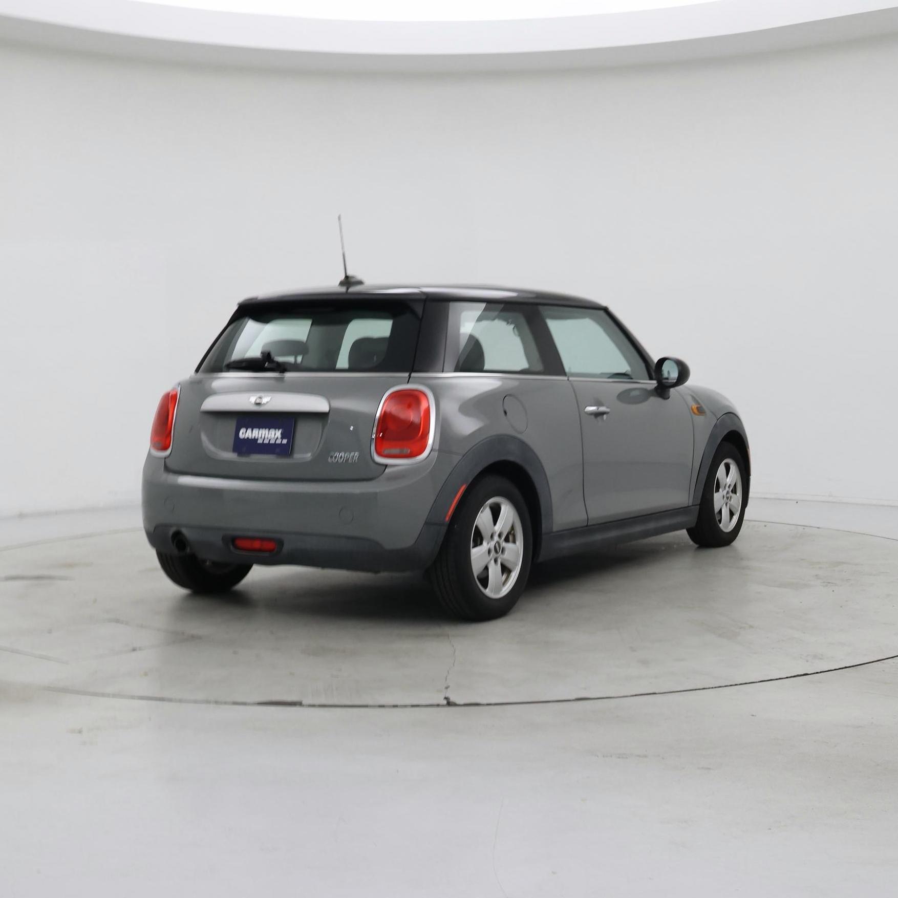 Thumbnail: 2015 MINI Cooper Hardtop - 8