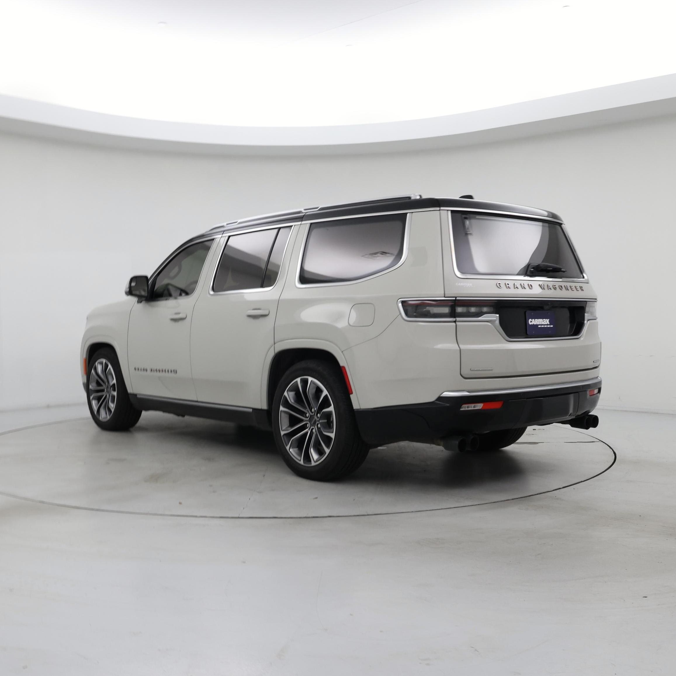 Thumbnail: 2022 Jeep Grand Wagoneer - 2