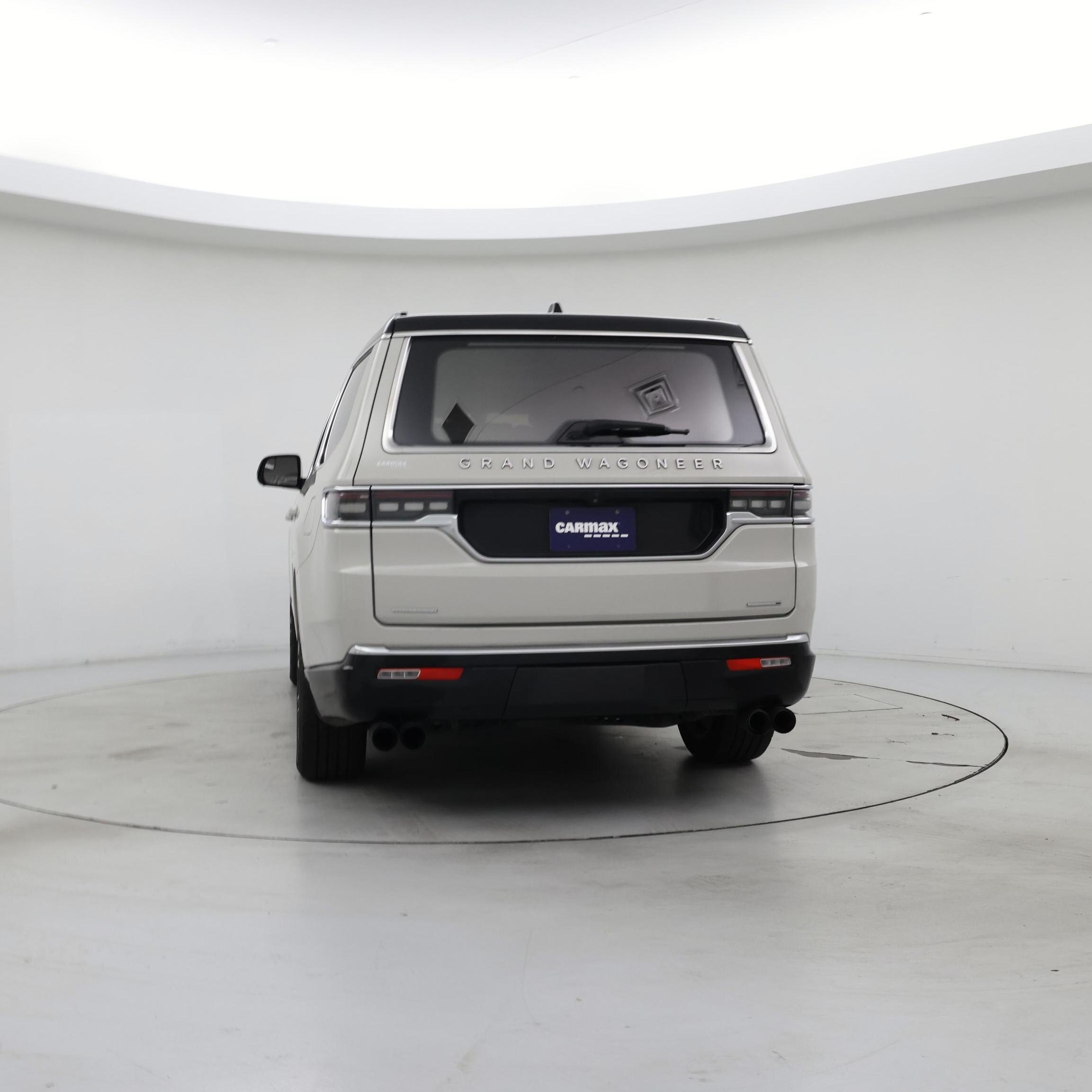 Thumbnail: 2022 Jeep Grand Wagoneer - 6