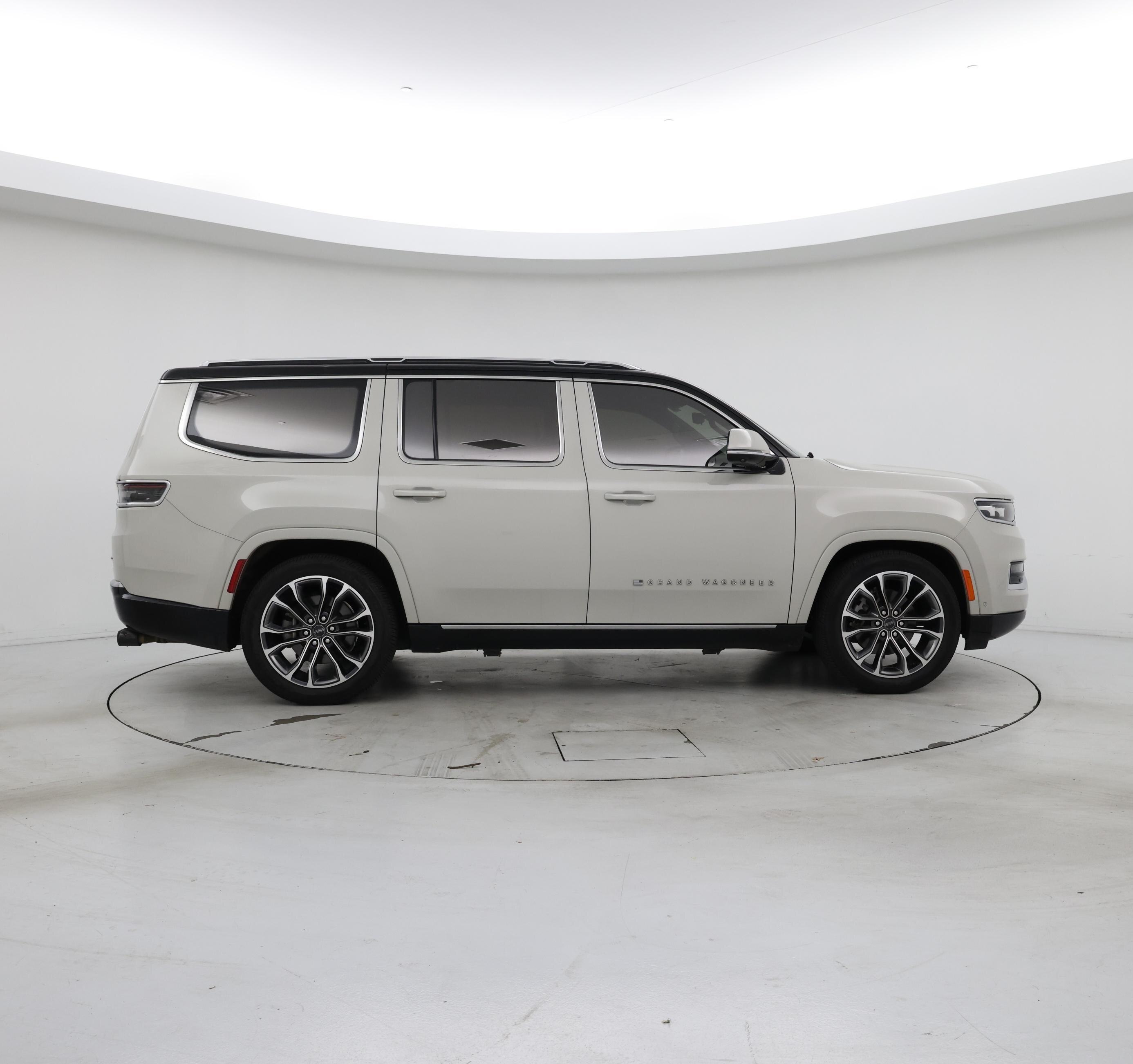 Thumbnail: 2022 Jeep Grand Wagoneer - 7
