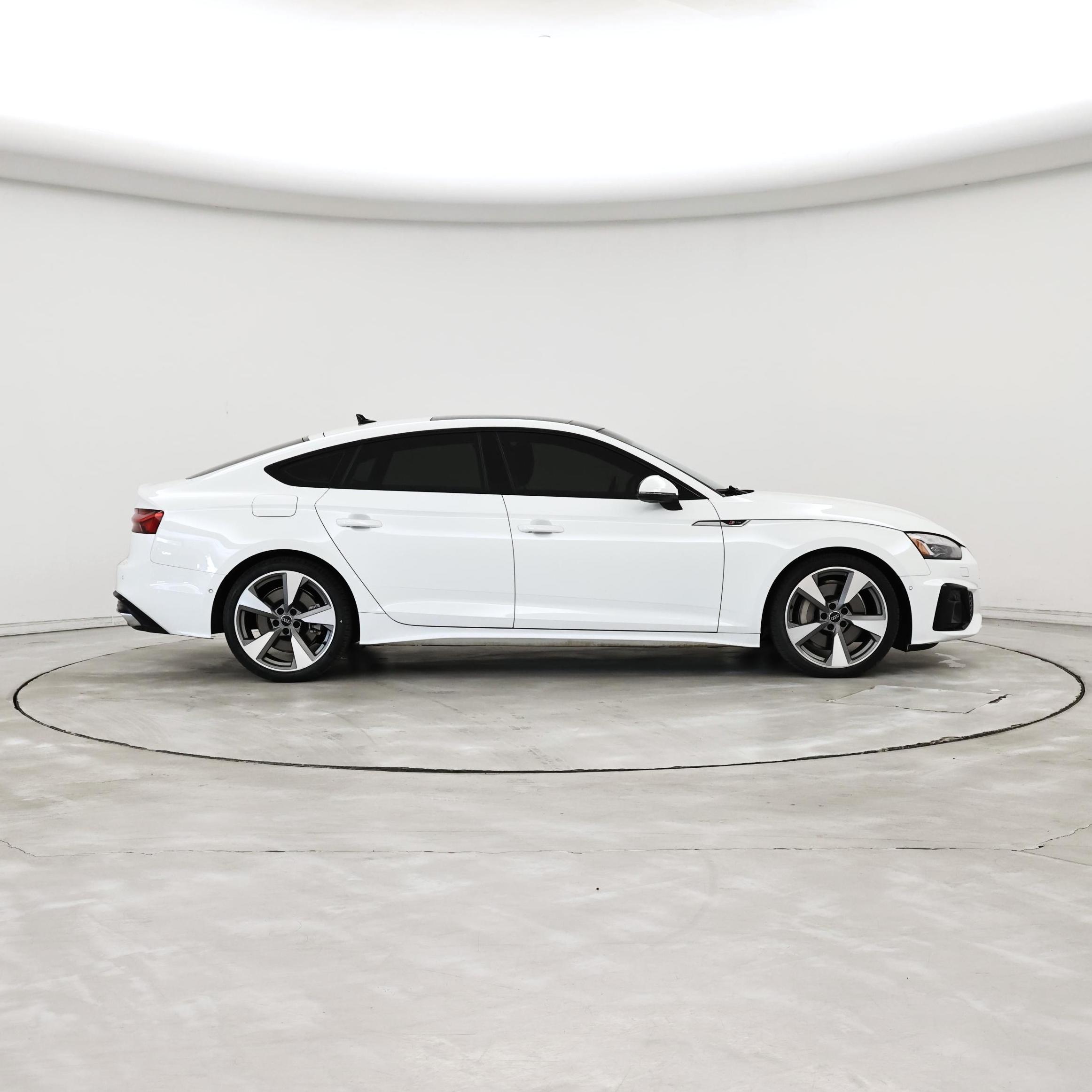 Thumbnail: 2021 Audi A5 - 7