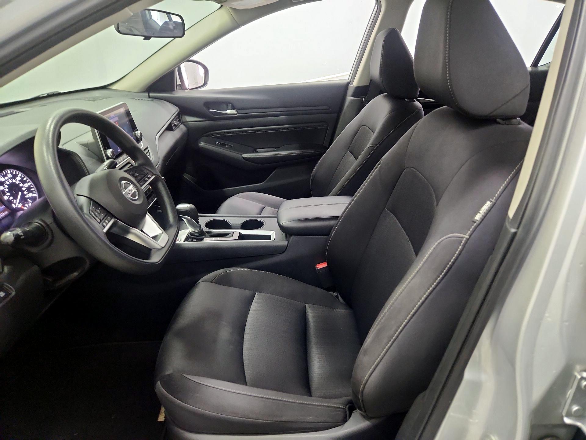 Thumbnail: 2020 Nissan Altima - 11