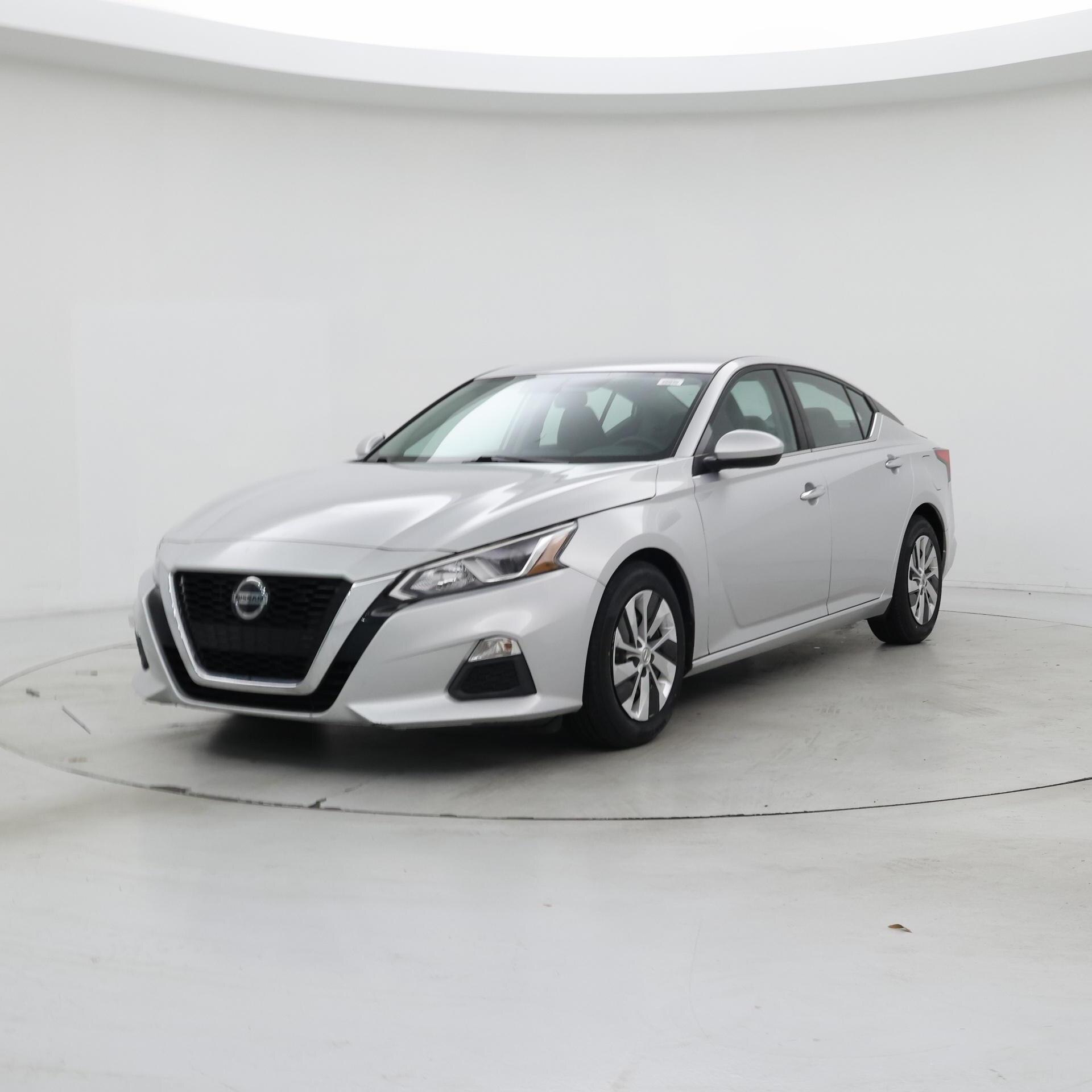 Thumbnail: 2020 Nissan Altima - 4