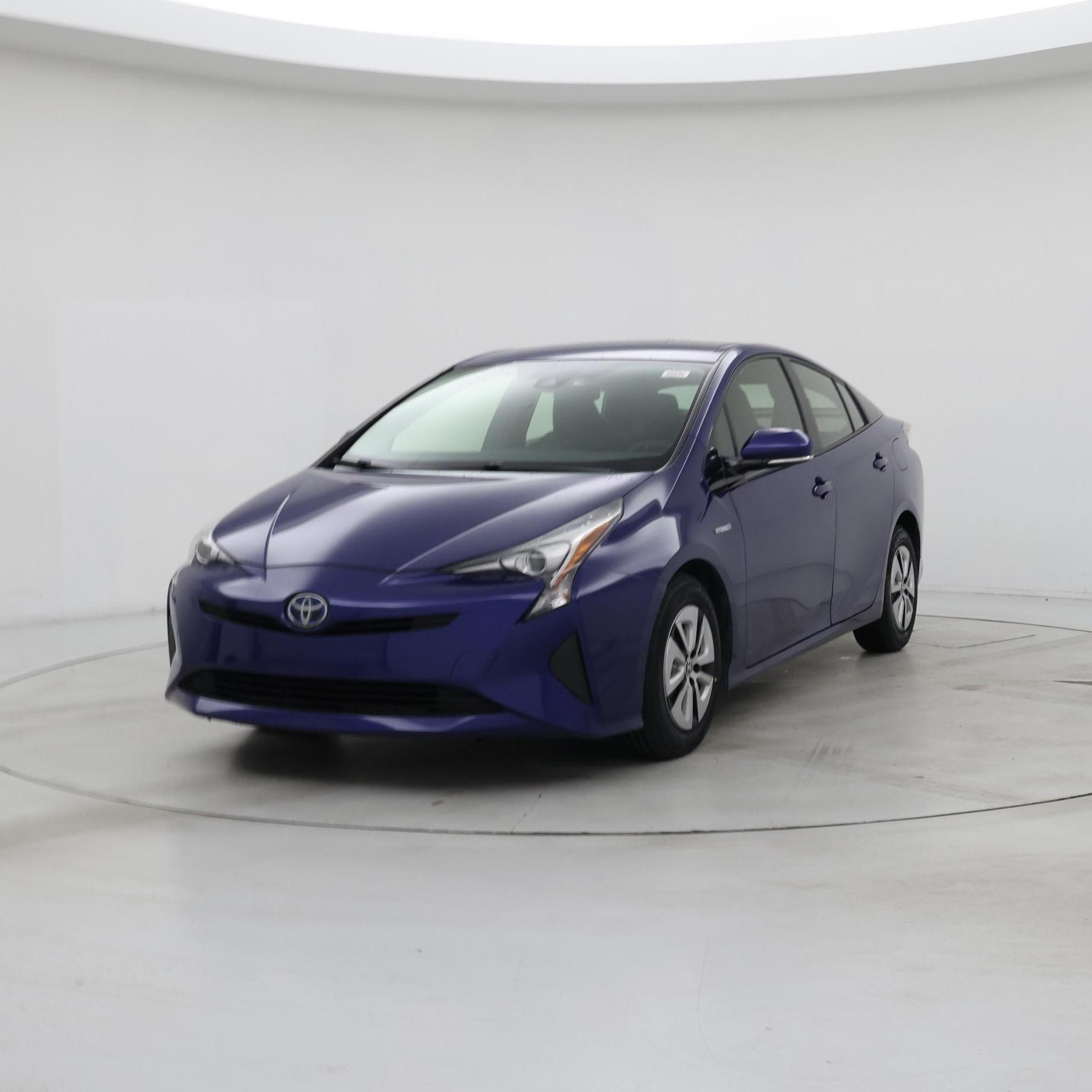 Thumbnail: 2017 Toyota Prius - 4