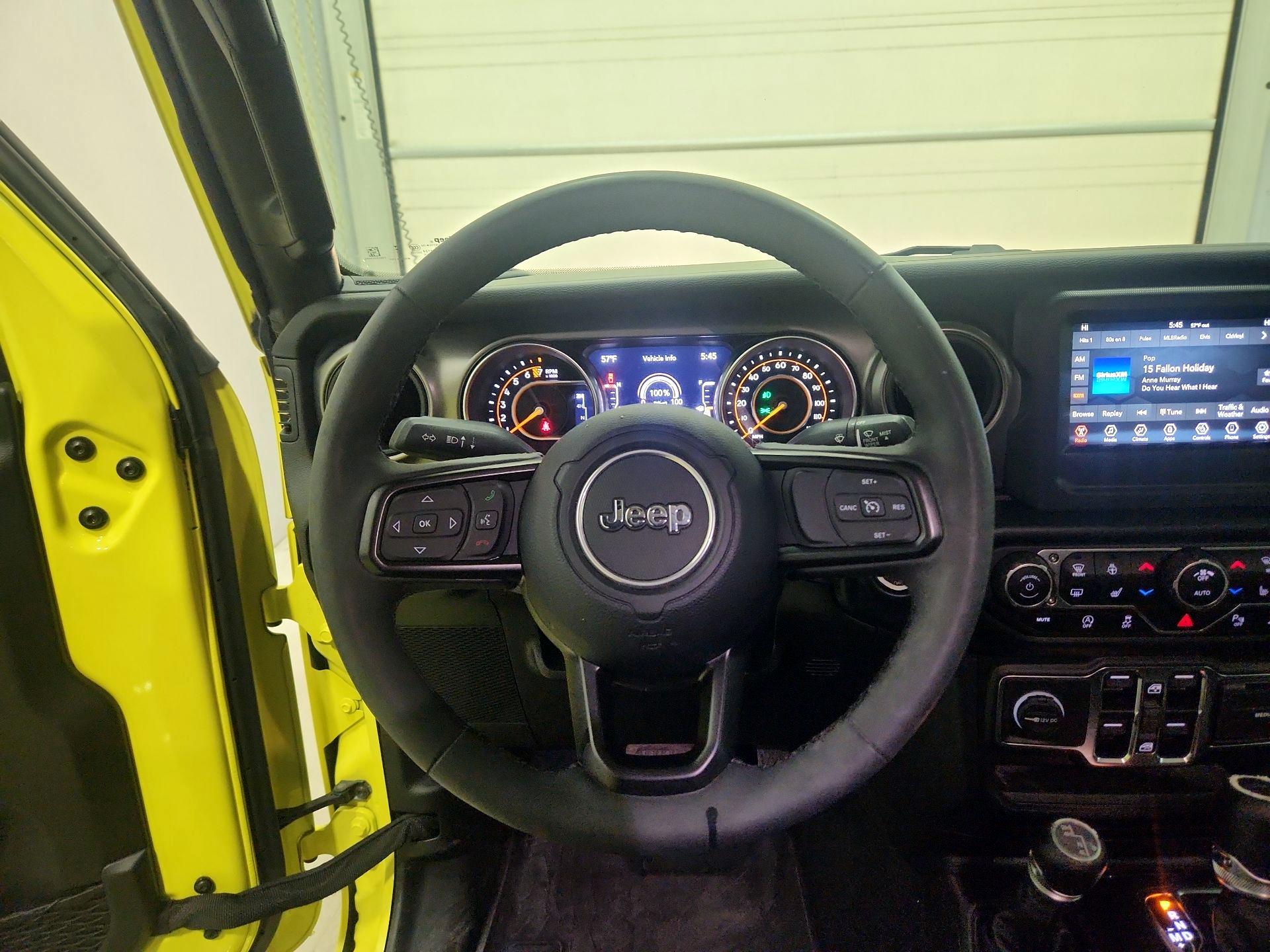 Thumbnail: 2023 Jeep Gladiator - 10