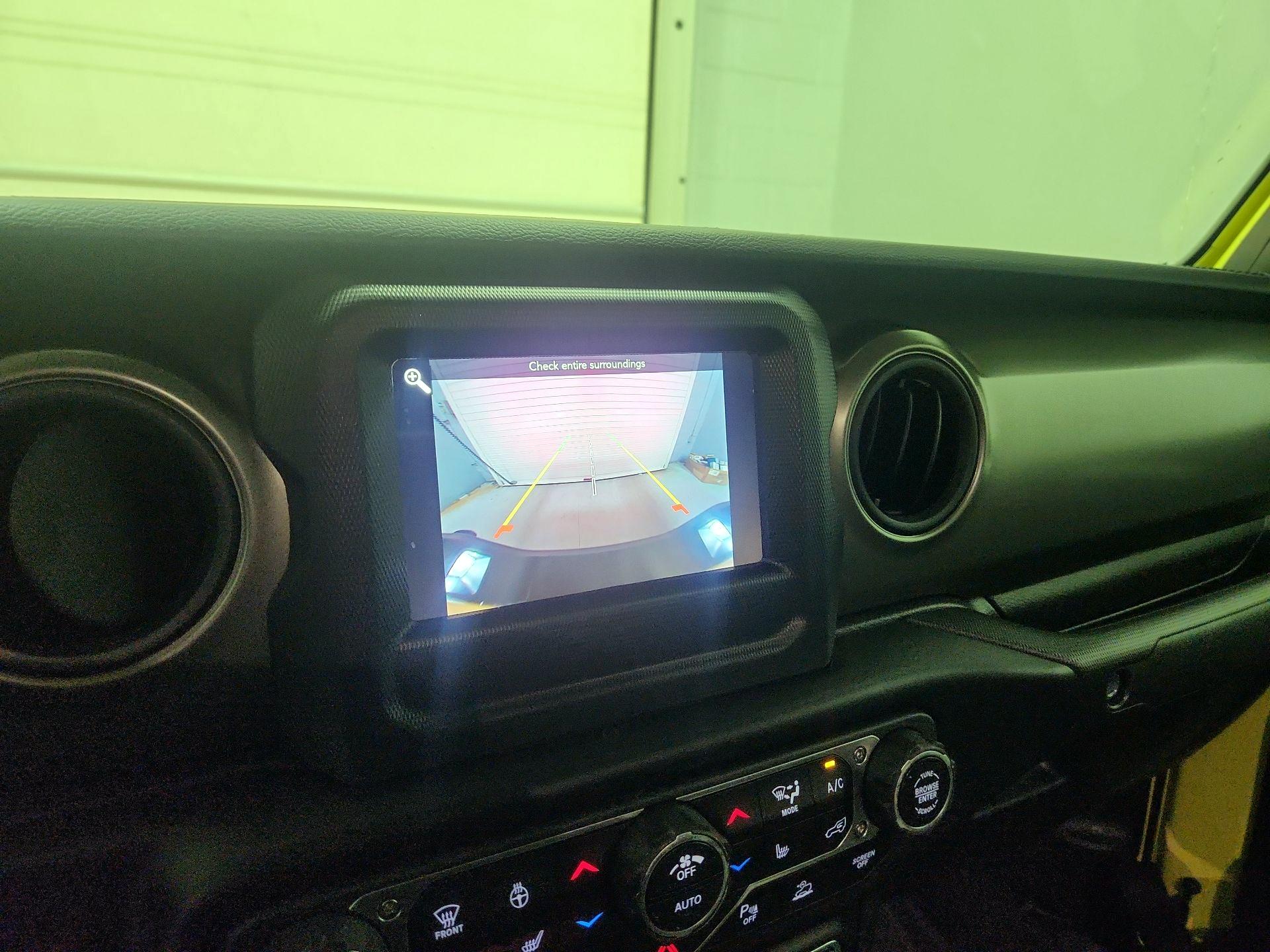 Thumbnail: 2023 Jeep Gladiator - 14