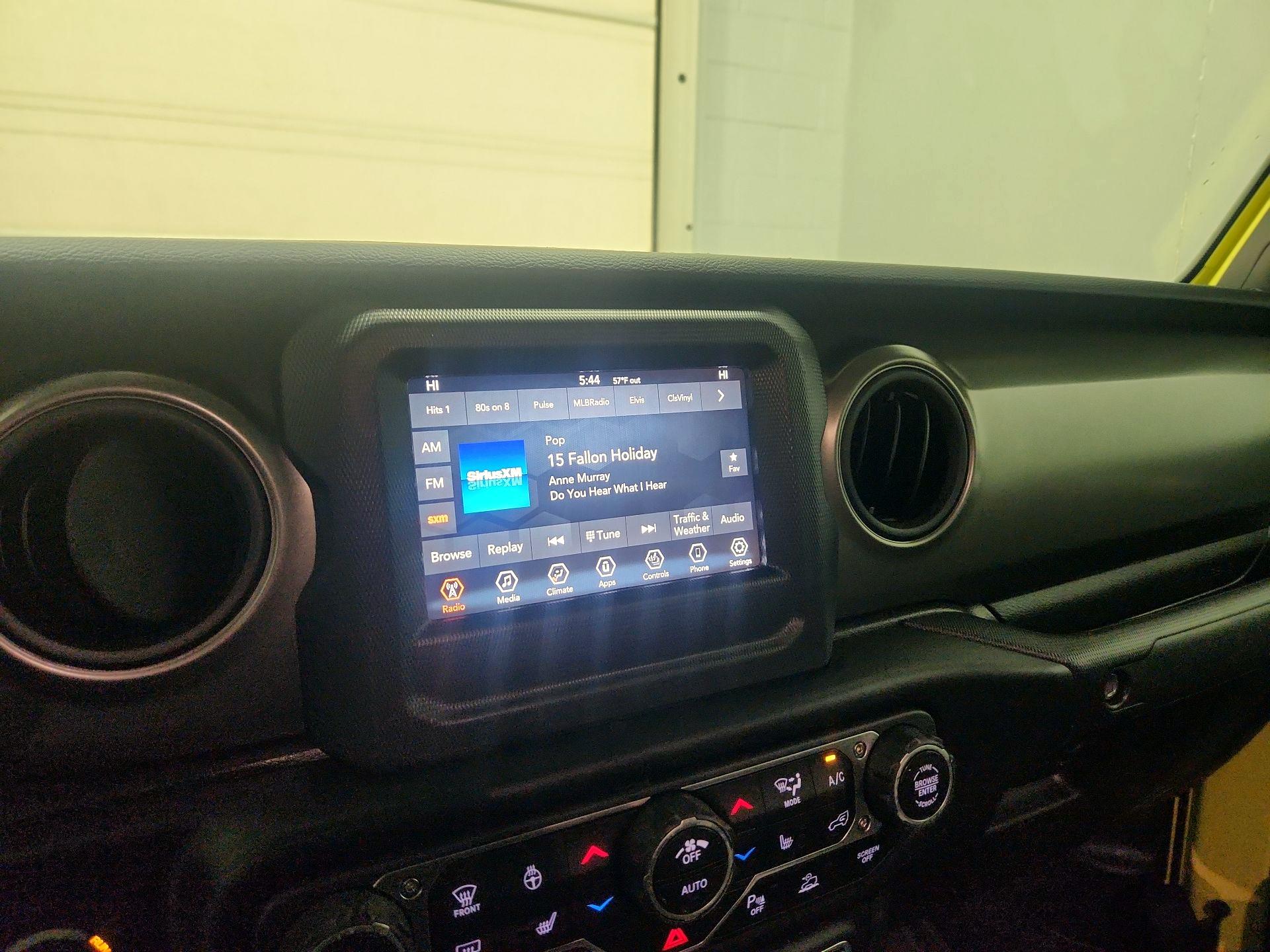 Thumbnail: 2023 Jeep Gladiator - 15