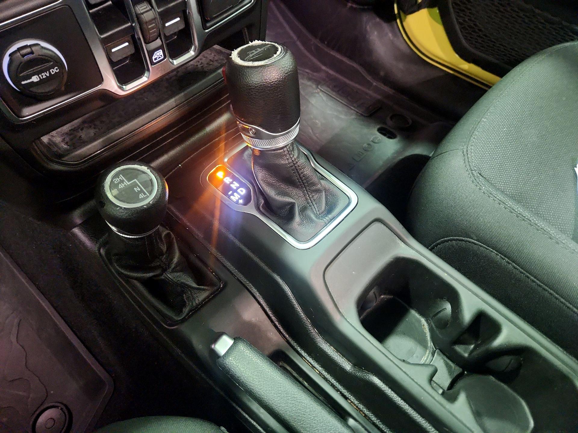 Thumbnail: 2023 Jeep Gladiator - 17