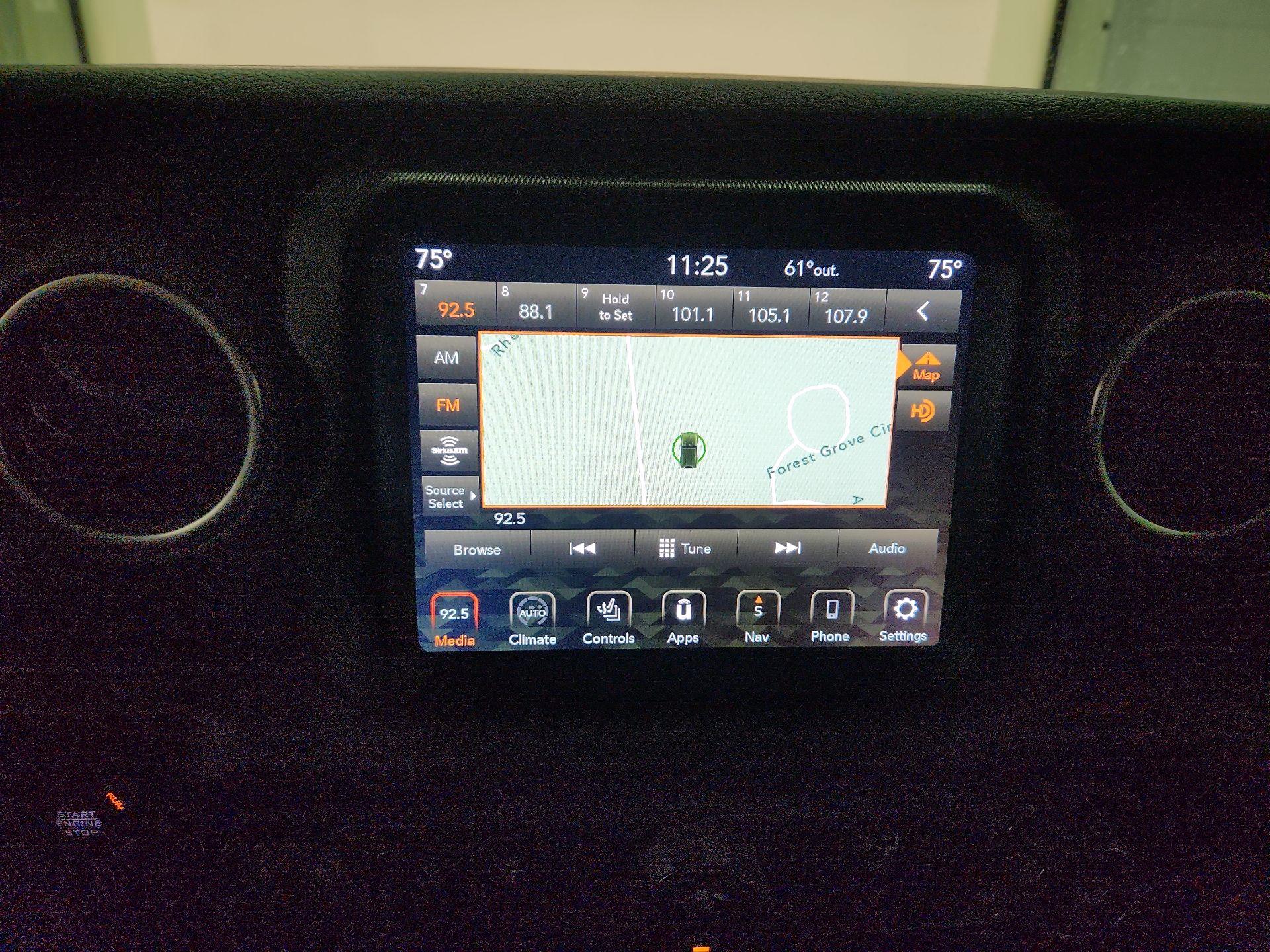 Thumbnail: 2020 Jeep Wrangler - 15