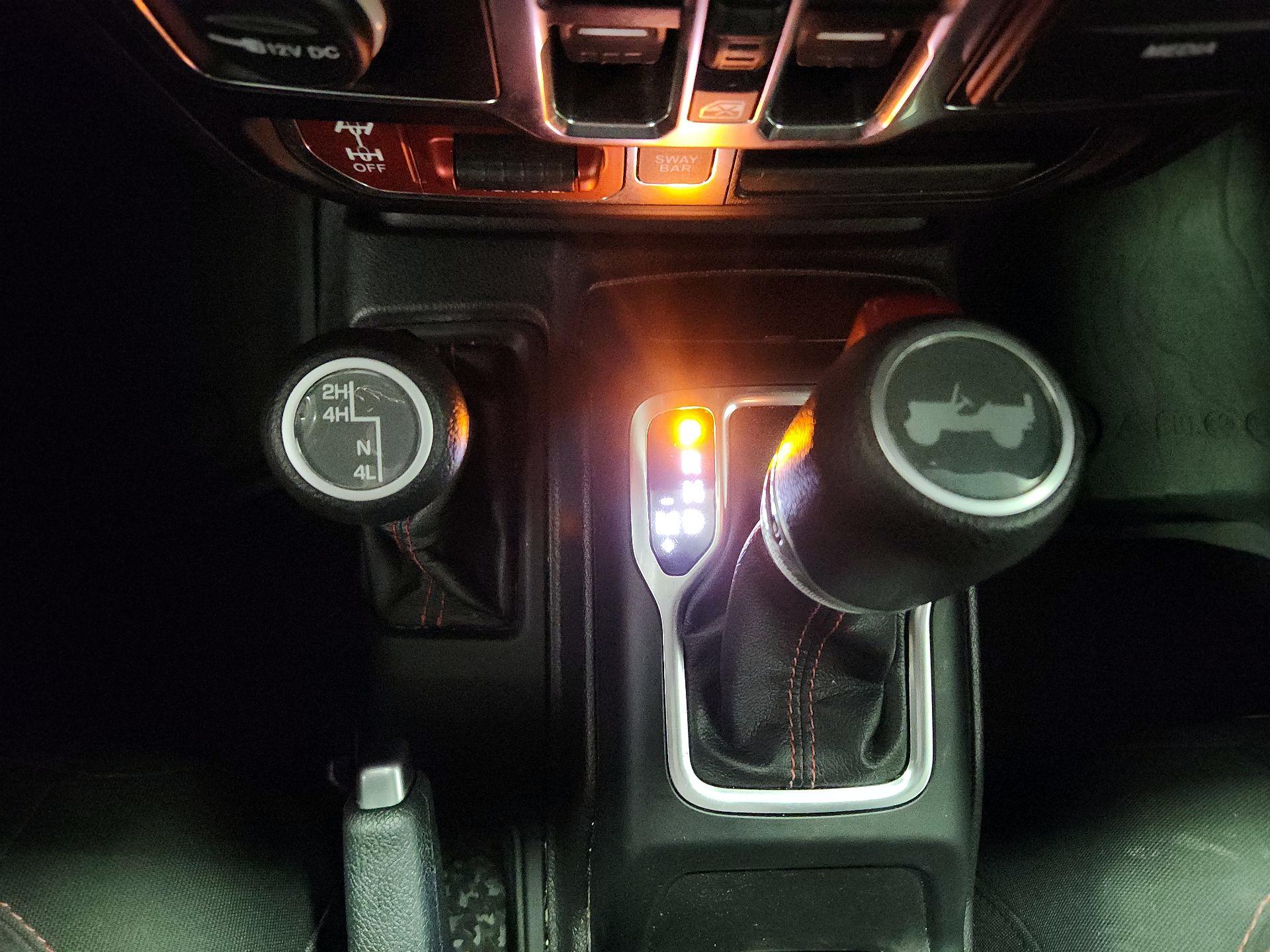 Thumbnail: 2020 Jeep Wrangler - 17