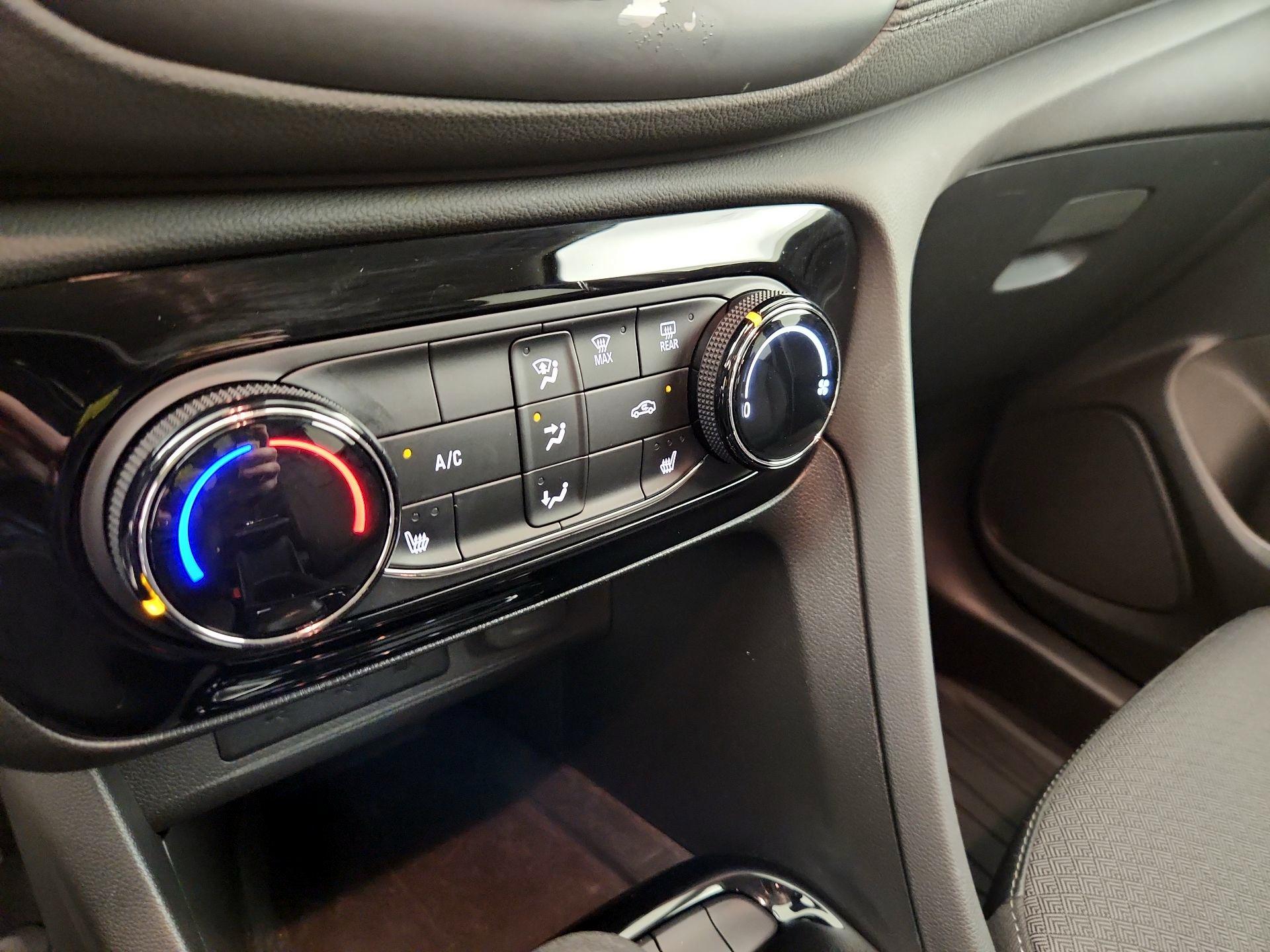 Thumbnail: 2023 Buick Encore GX - 16