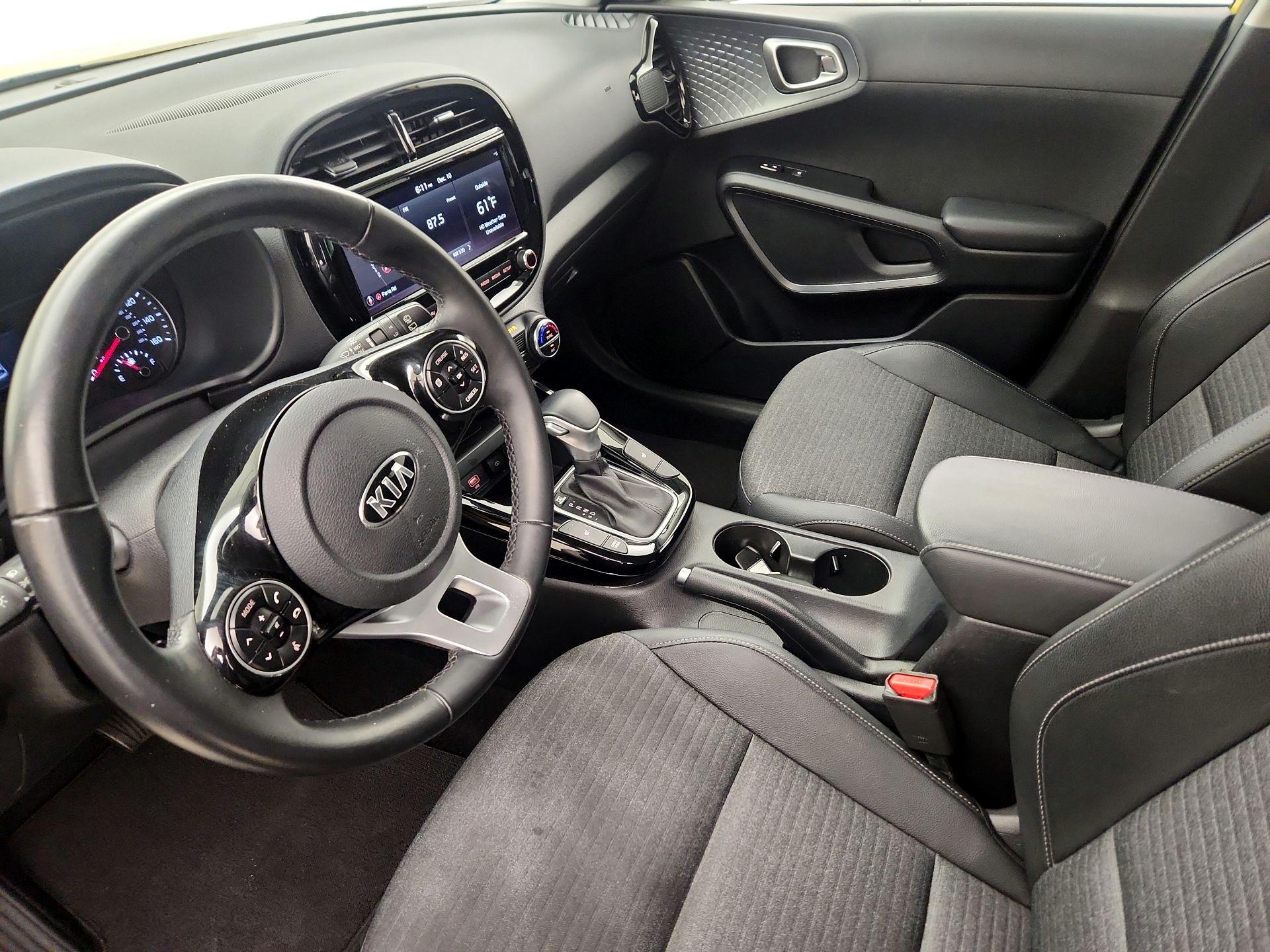 Thumbnail: 2020 Kia Soul - 11