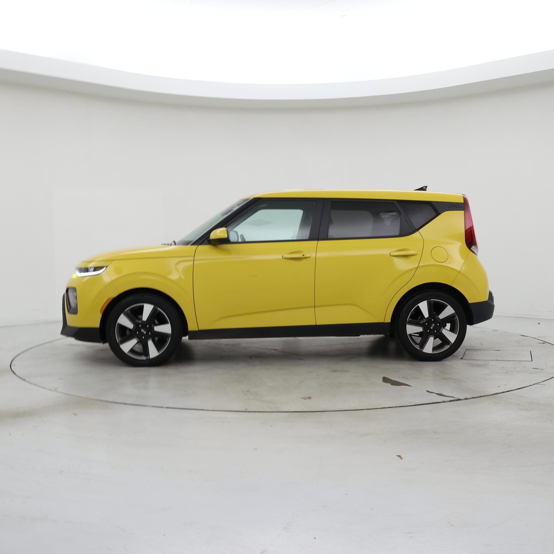 Thumbnail: 2020 Kia Soul - 3