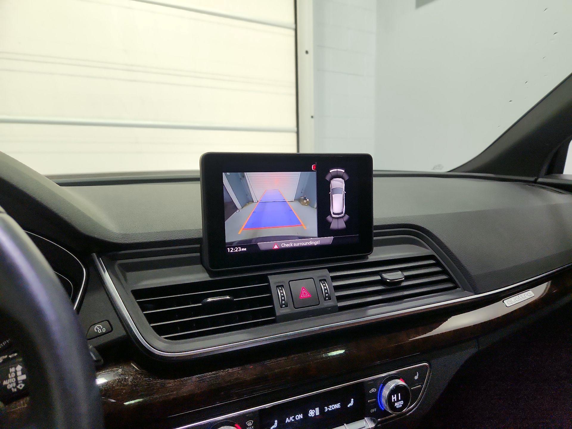 Thumbnail: 2020 Audi Q5 - 14