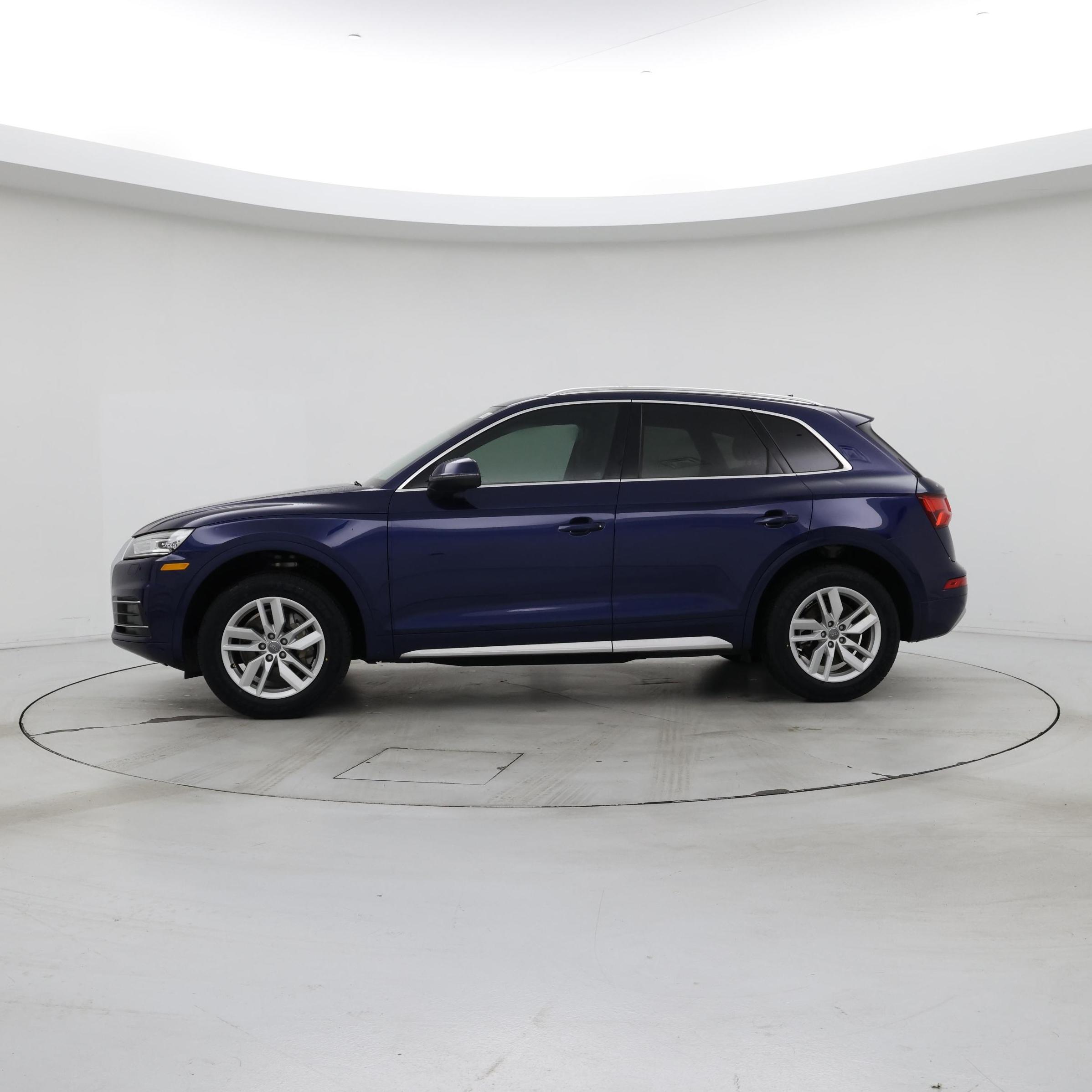 Thumbnail: 2020 Audi Q5 - 3