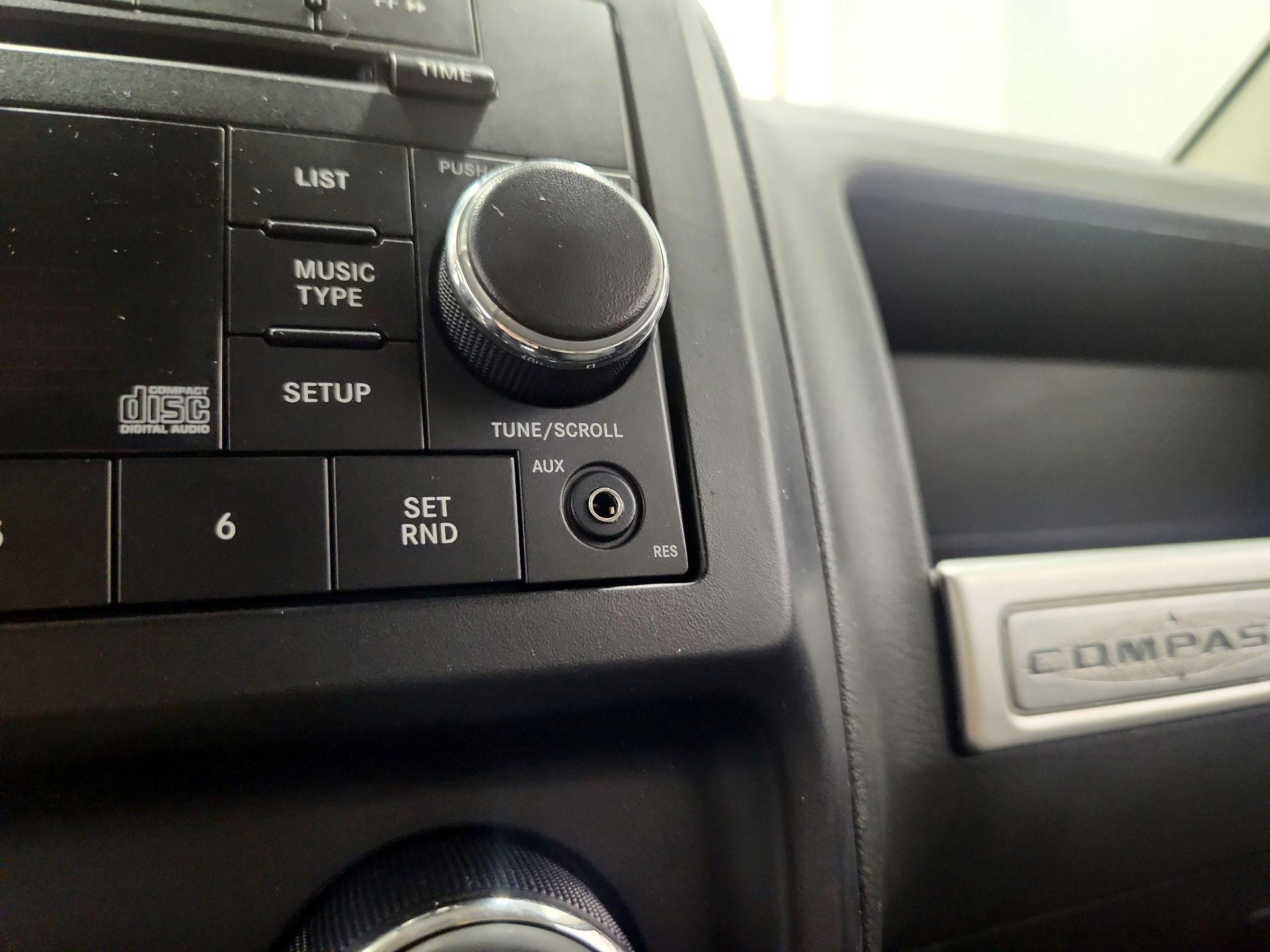 Thumbnail: 2016 Jeep Compass - 16