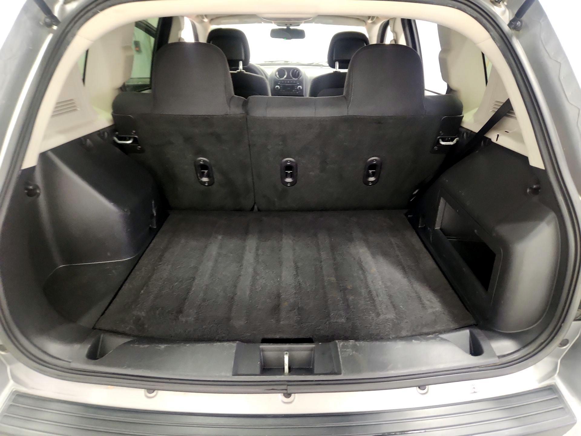 Thumbnail: 2016 Jeep Compass - 18