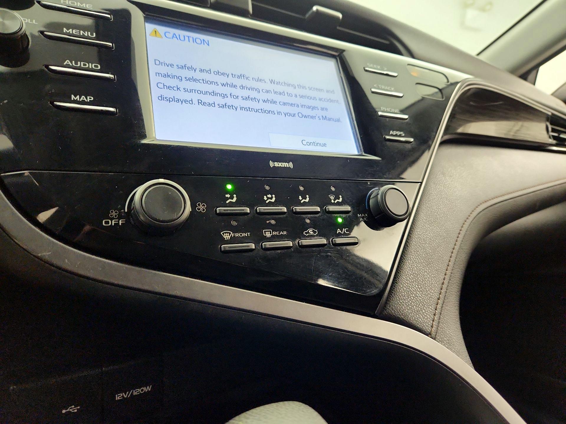 Thumbnail: 2020 Toyota Camry - 16