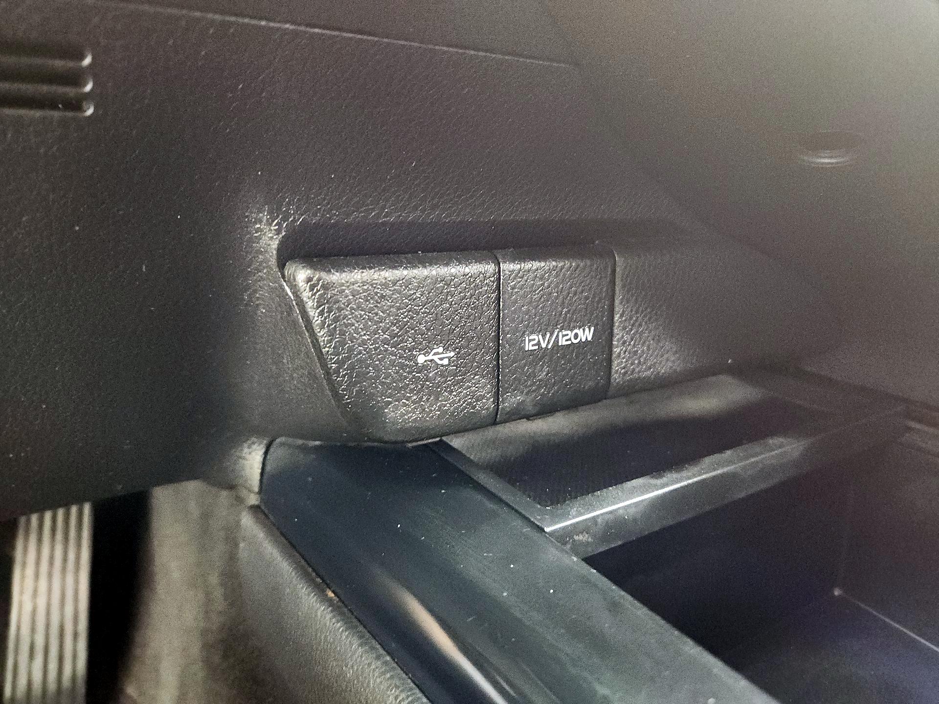 Thumbnail: 2020 Toyota Camry - 18