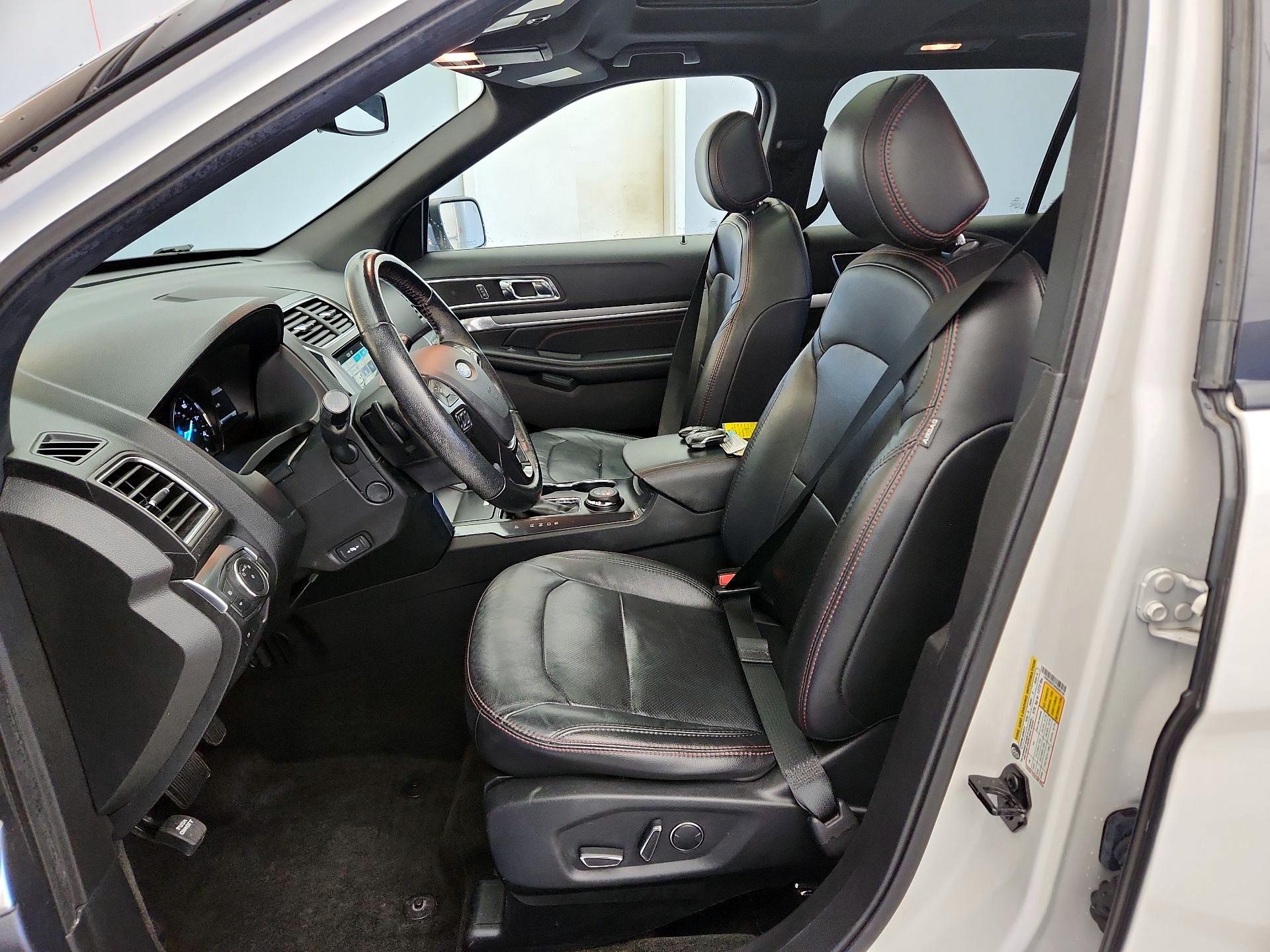 Thumbnail: 2017 Ford Explorer - 11