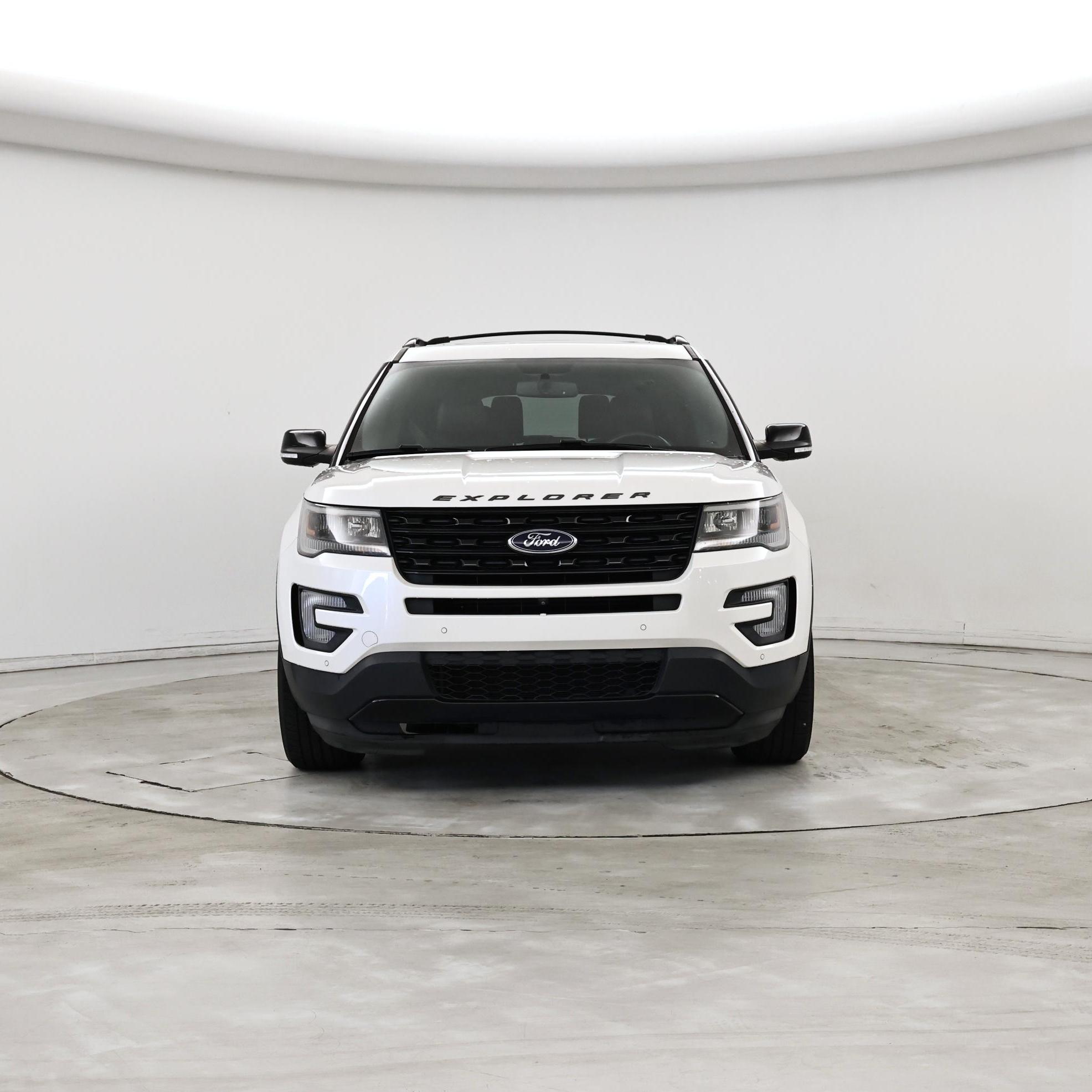 Thumbnail: 2017 Ford Explorer - 5