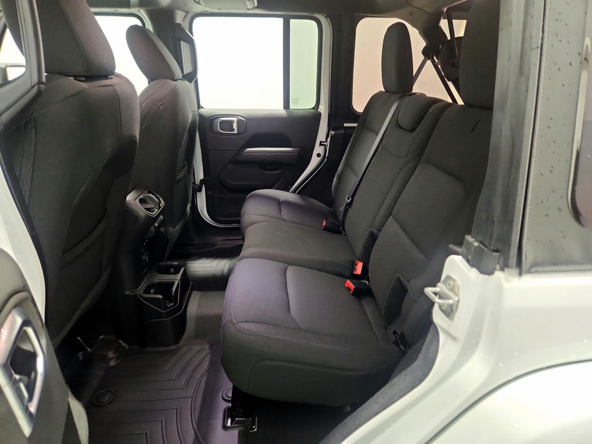 Thumbnail: 2023 Jeep Wrangler - 20