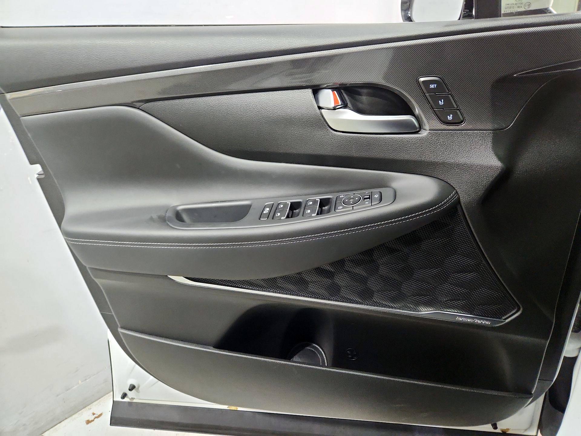 Thumbnail: 2023 Hyundai Santa Fe - 12