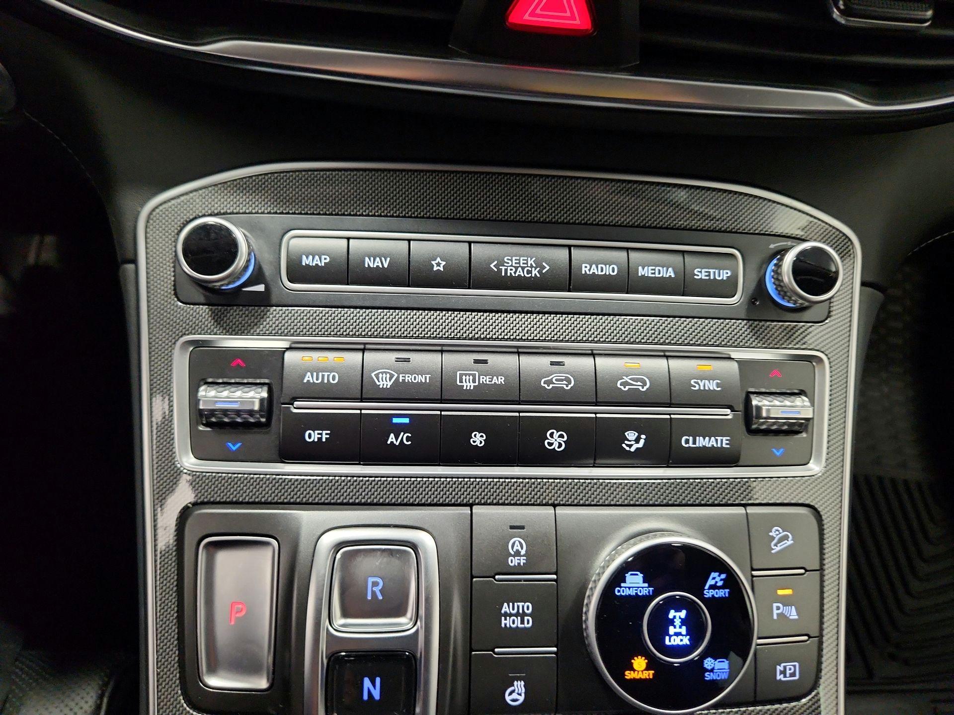 Thumbnail: 2023 Hyundai Santa Fe - 16