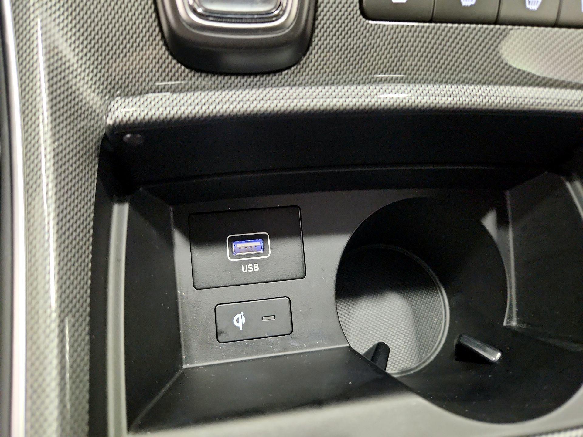 Thumbnail: 2023 Hyundai Santa Fe - 18