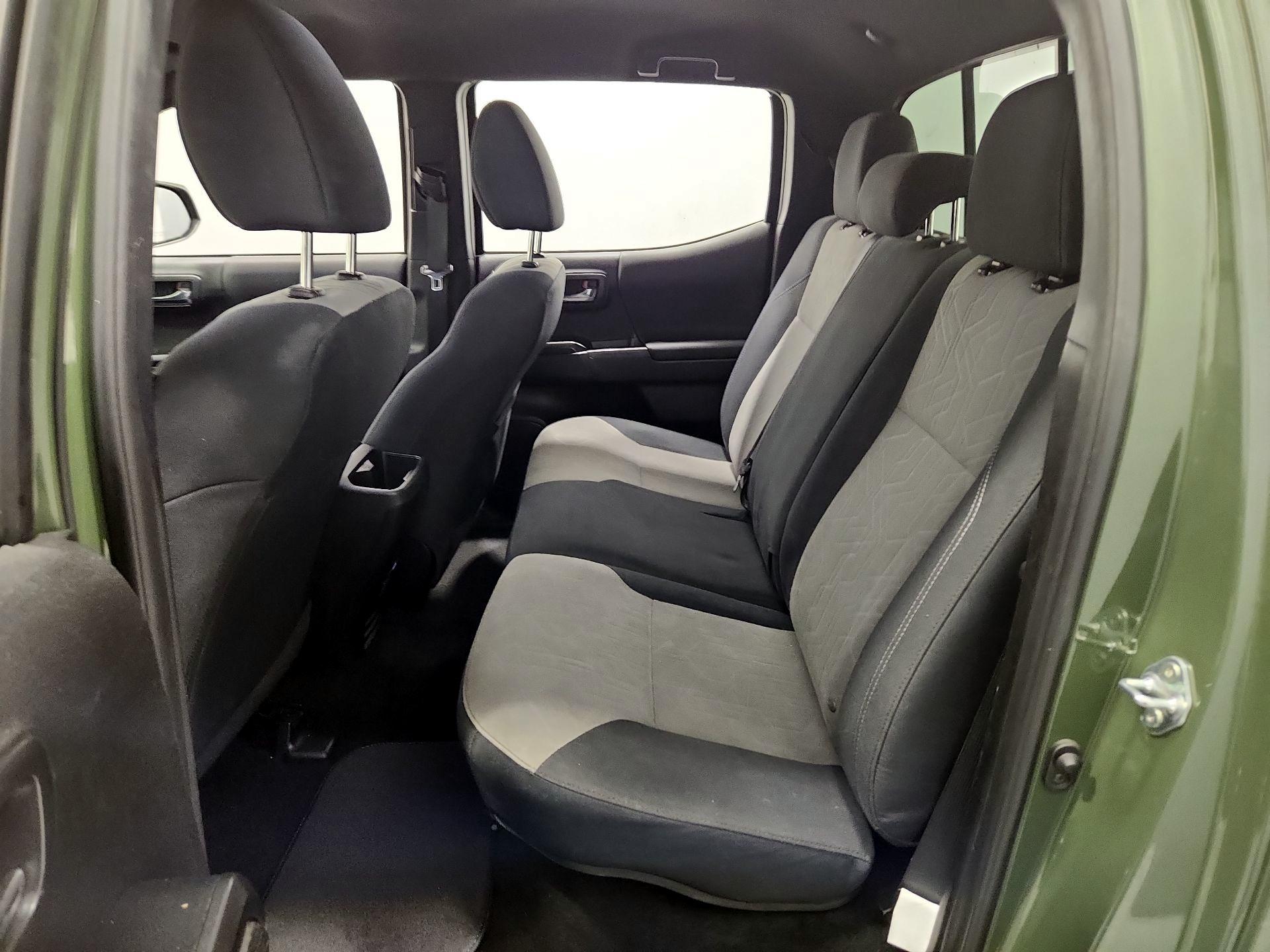 Thumbnail: 2021 Toyota Tacoma - 19