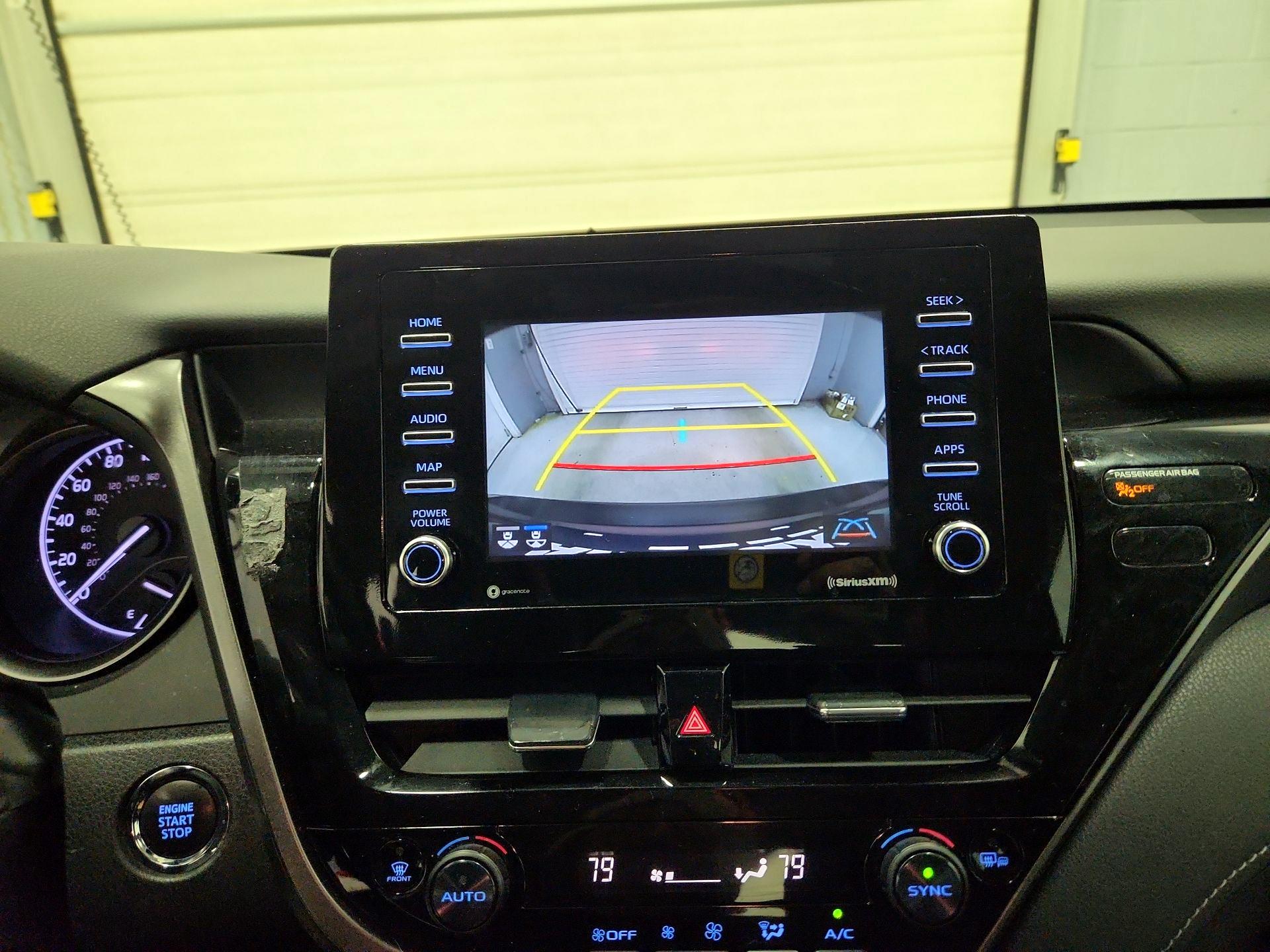 Thumbnail: 2022 Toyota Camry - 14