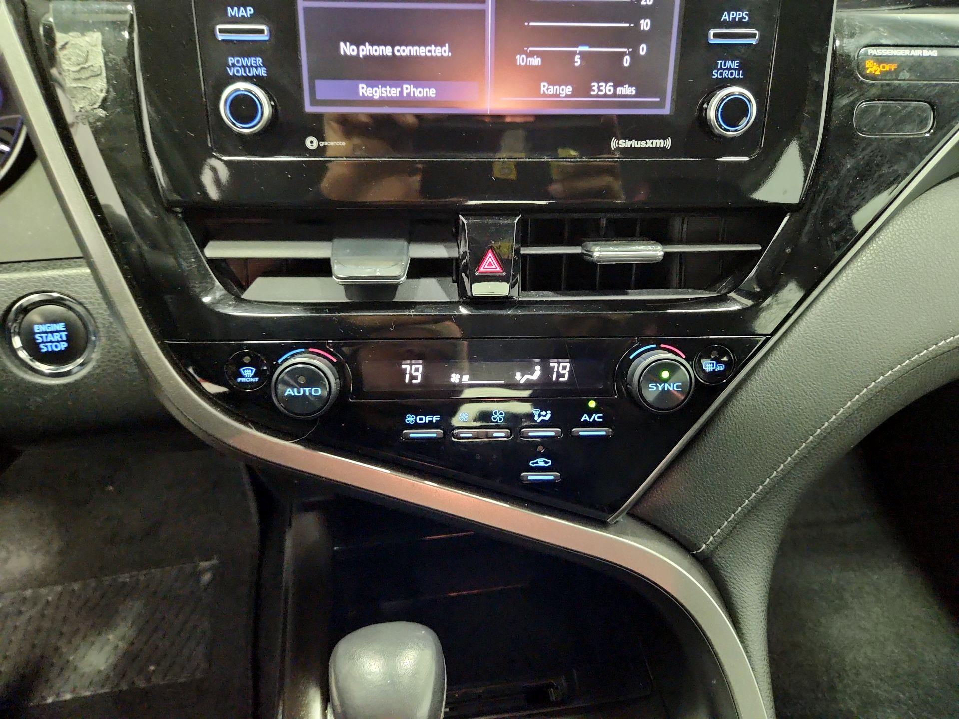 Thumbnail: 2022 Toyota Camry - 16