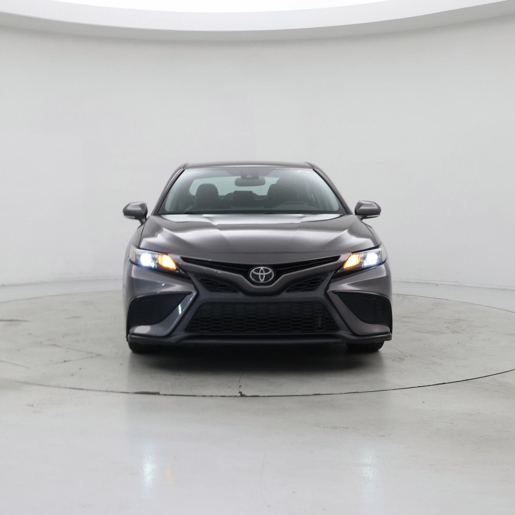 Thumbnail: 2022 Toyota Camry - 5