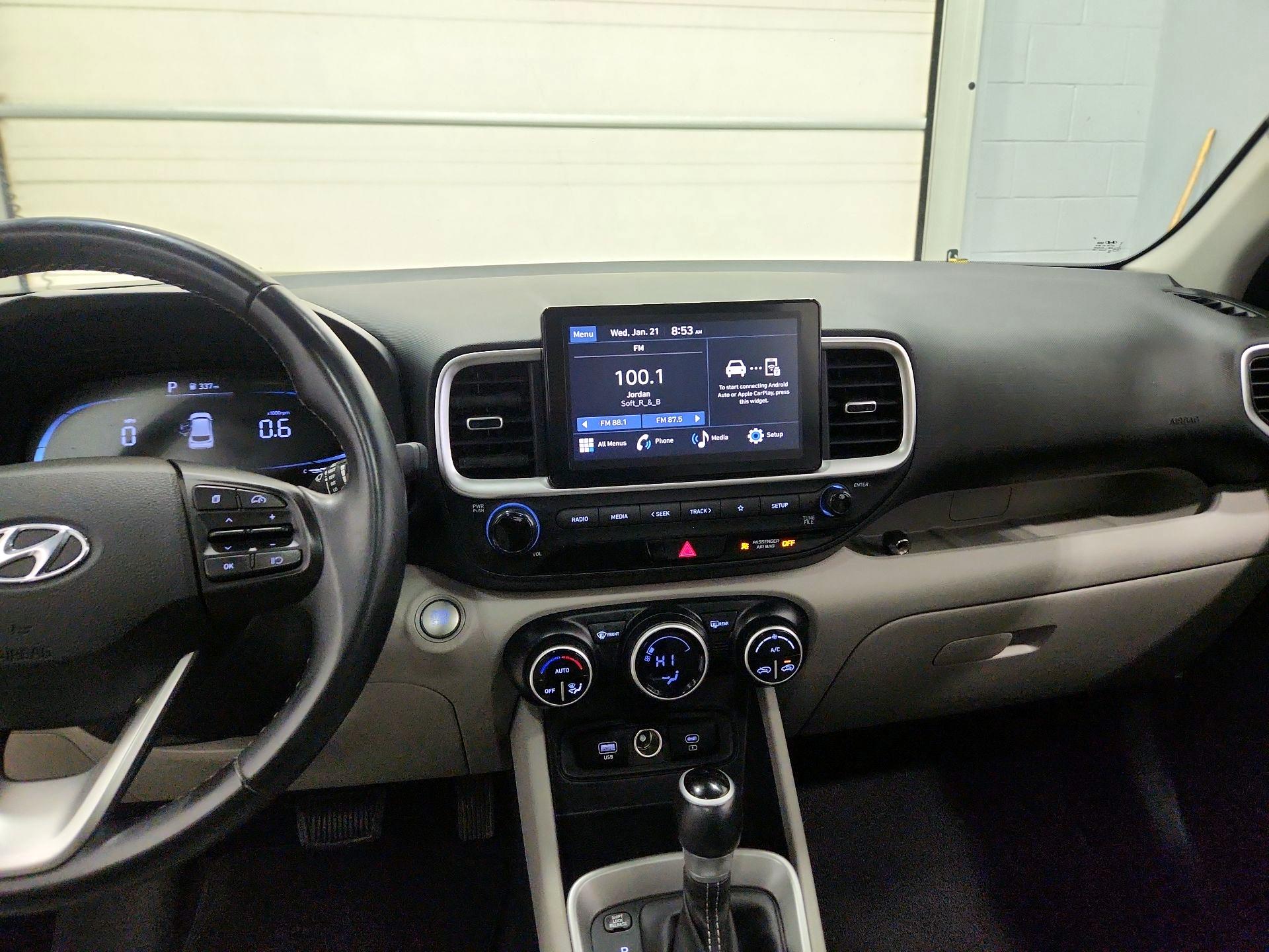 Thumbnail: 2024 Hyundai Venue - 9