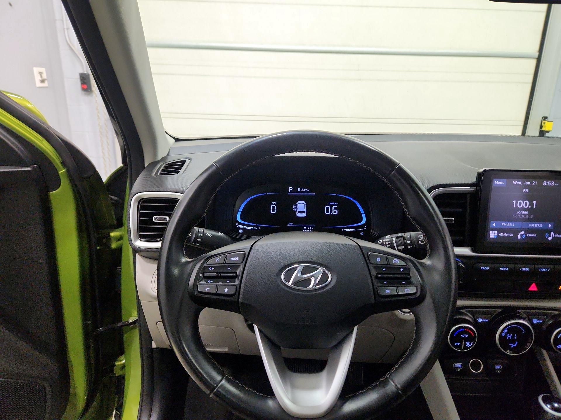 Thumbnail: 2024 Hyundai Venue - 10