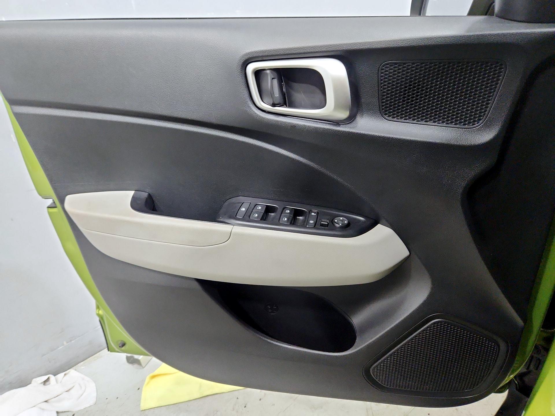 Thumbnail: 2024 Hyundai Venue - 12