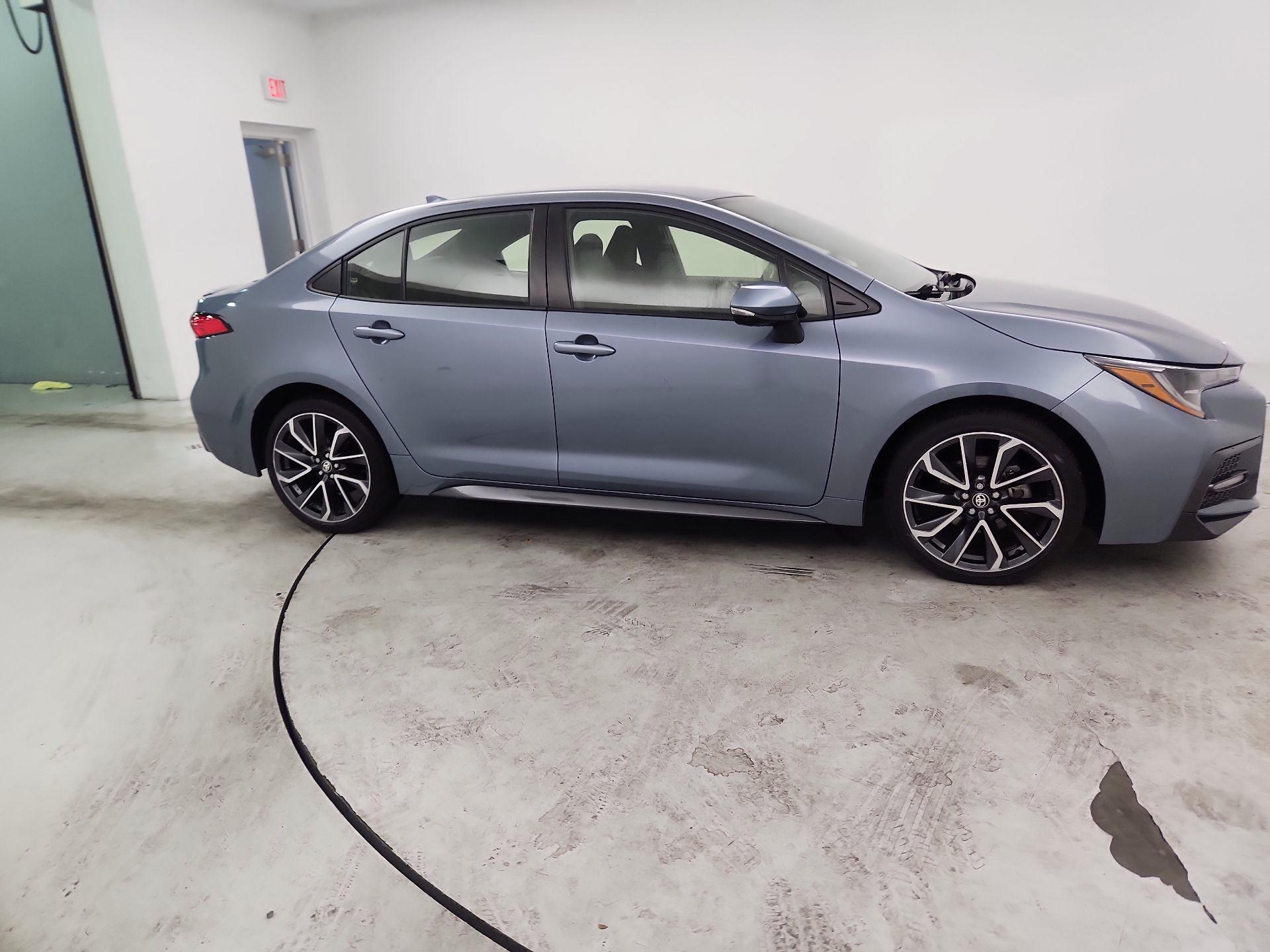 Thumbnail: 2022 Toyota Corolla - 4