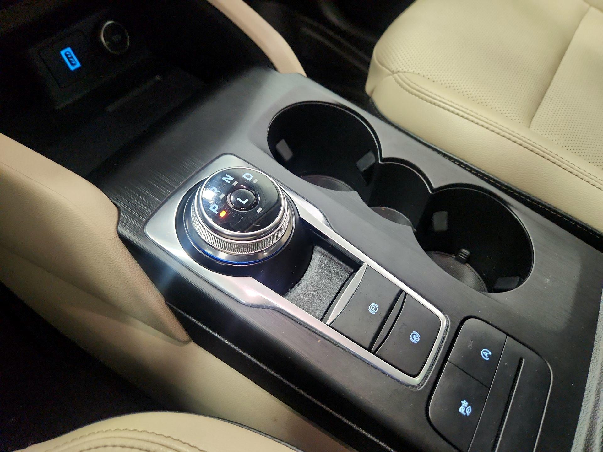 Thumbnail: 2020 Ford Escape - 18