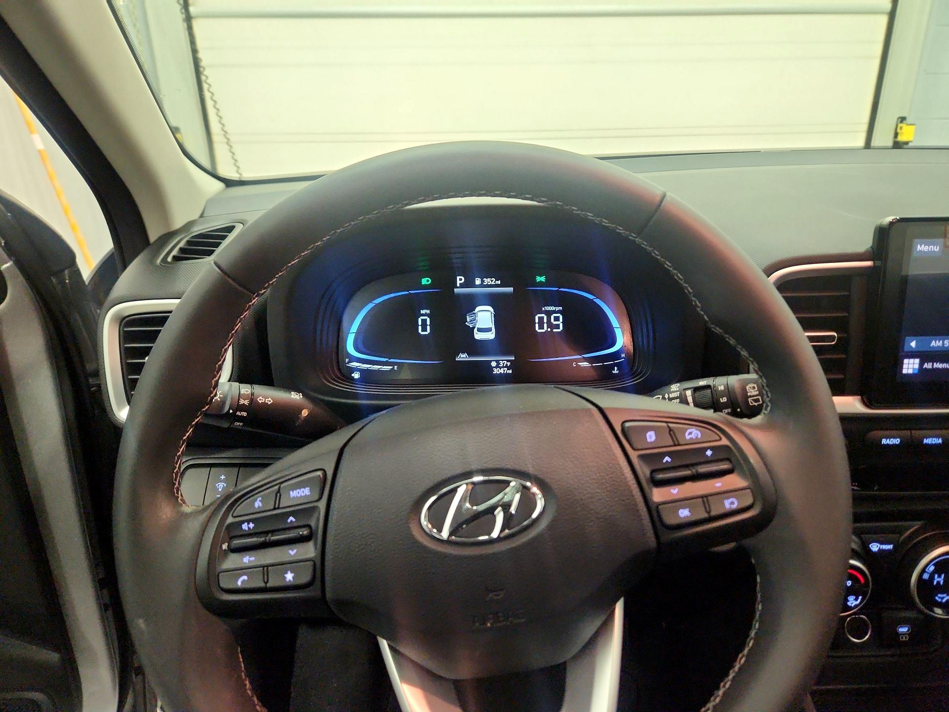 Thumbnail: 2025 Hyundai Venue - 10