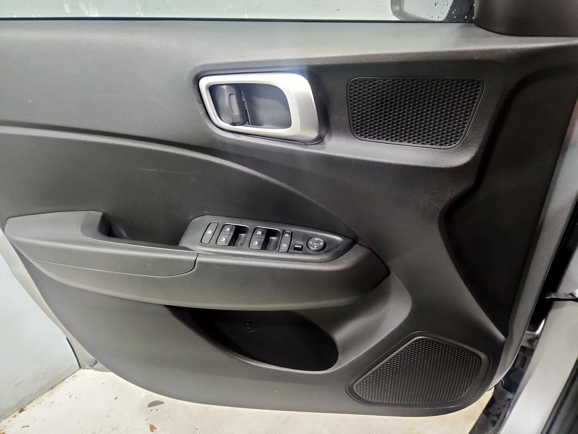 Thumbnail: 2025 Hyundai Venue - 12