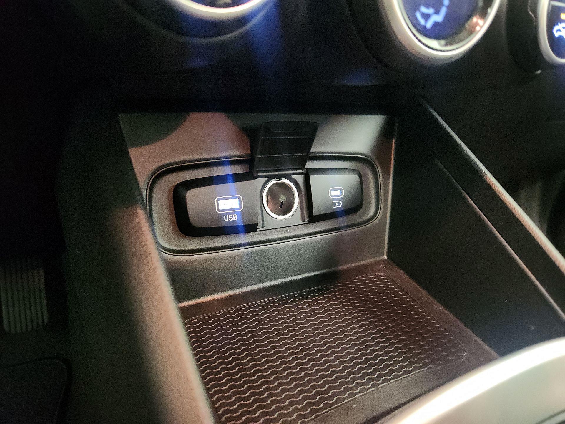 Thumbnail: 2025 Hyundai Venue - 18