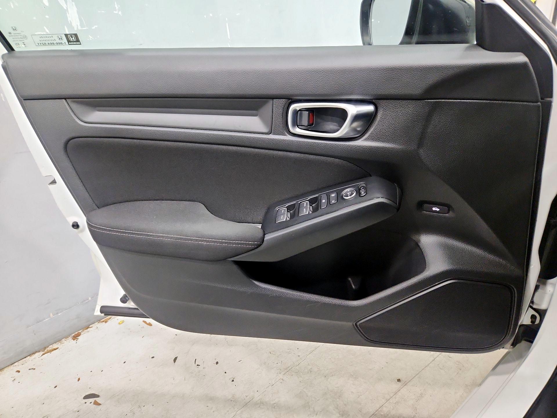 Thumbnail: 2024 Honda Civic - 12