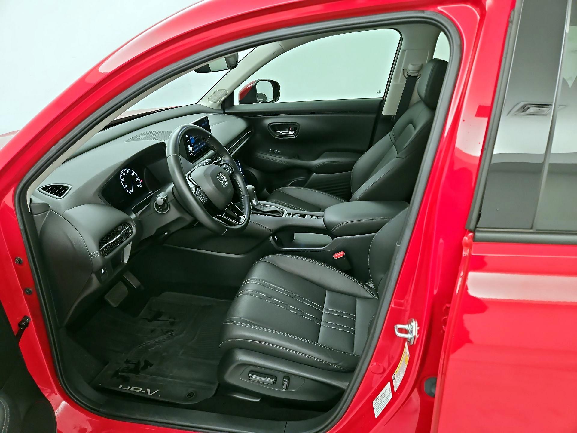 Thumbnail: 2025 Honda HR-V - 11