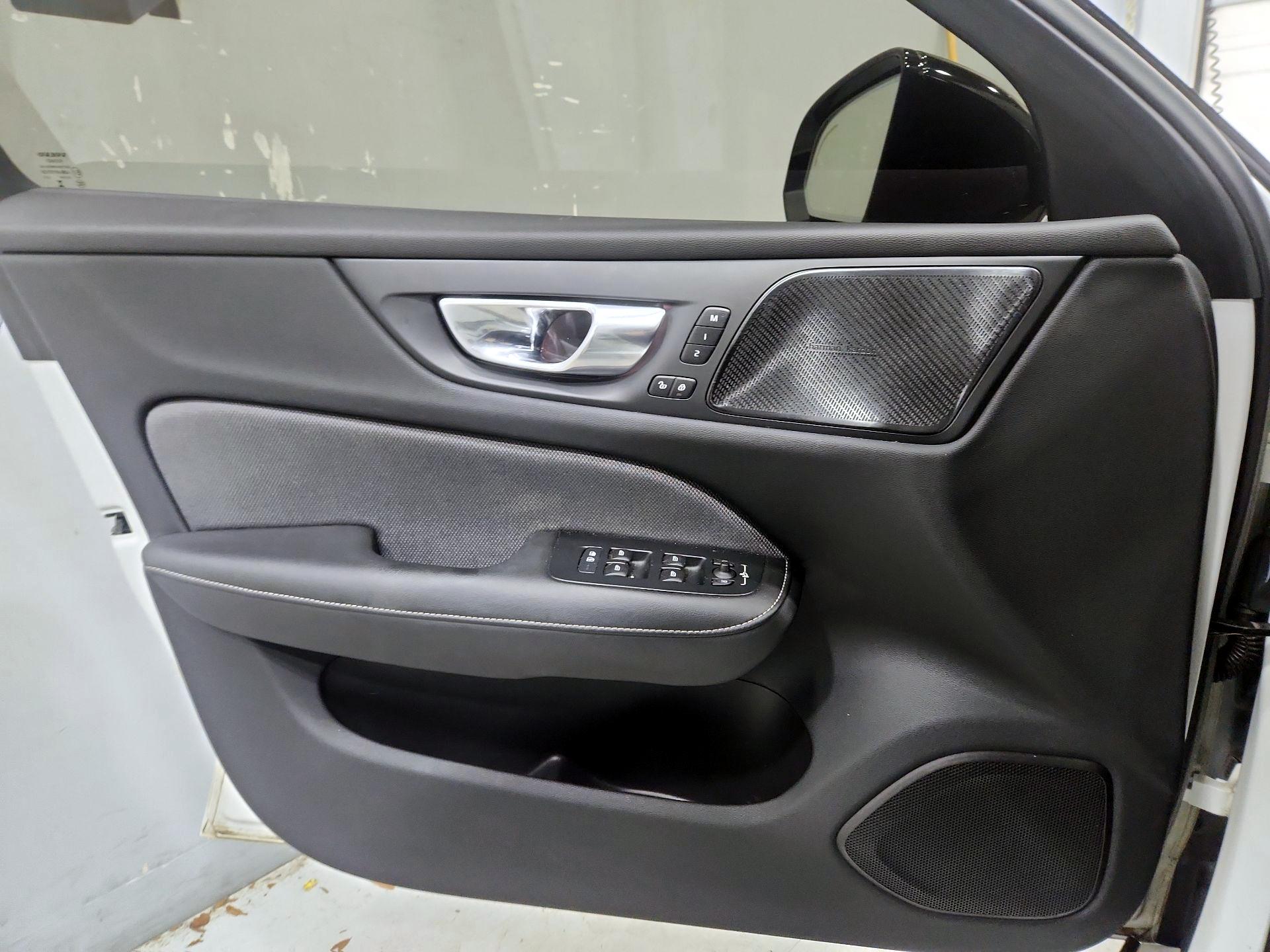 Thumbnail: 2024 Volvo S60 - 12